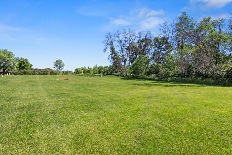 23883 Opal St NE, East Bethel, MN 55005