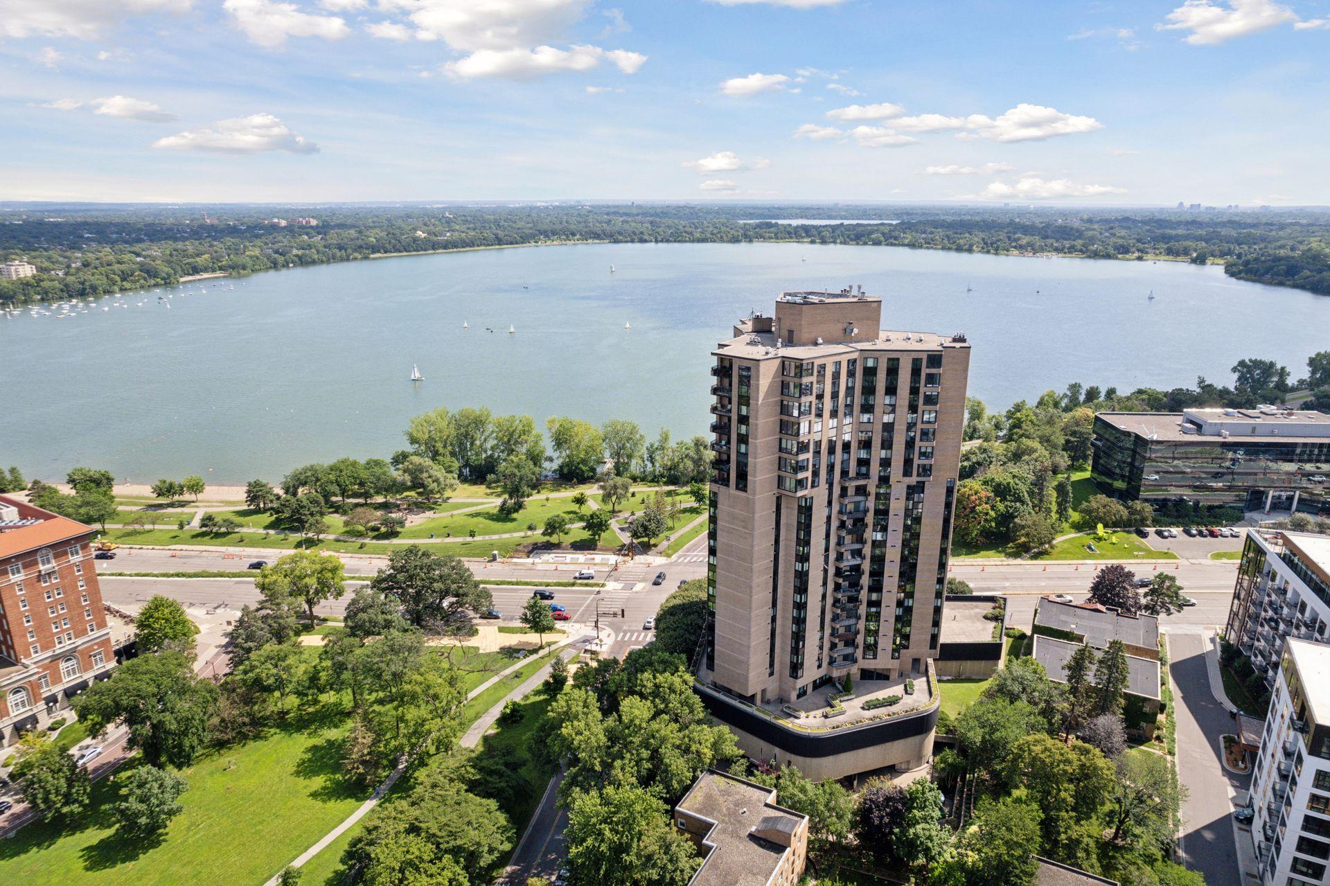 2950 Dean Pw #1902, Minneapolis, MN 55416