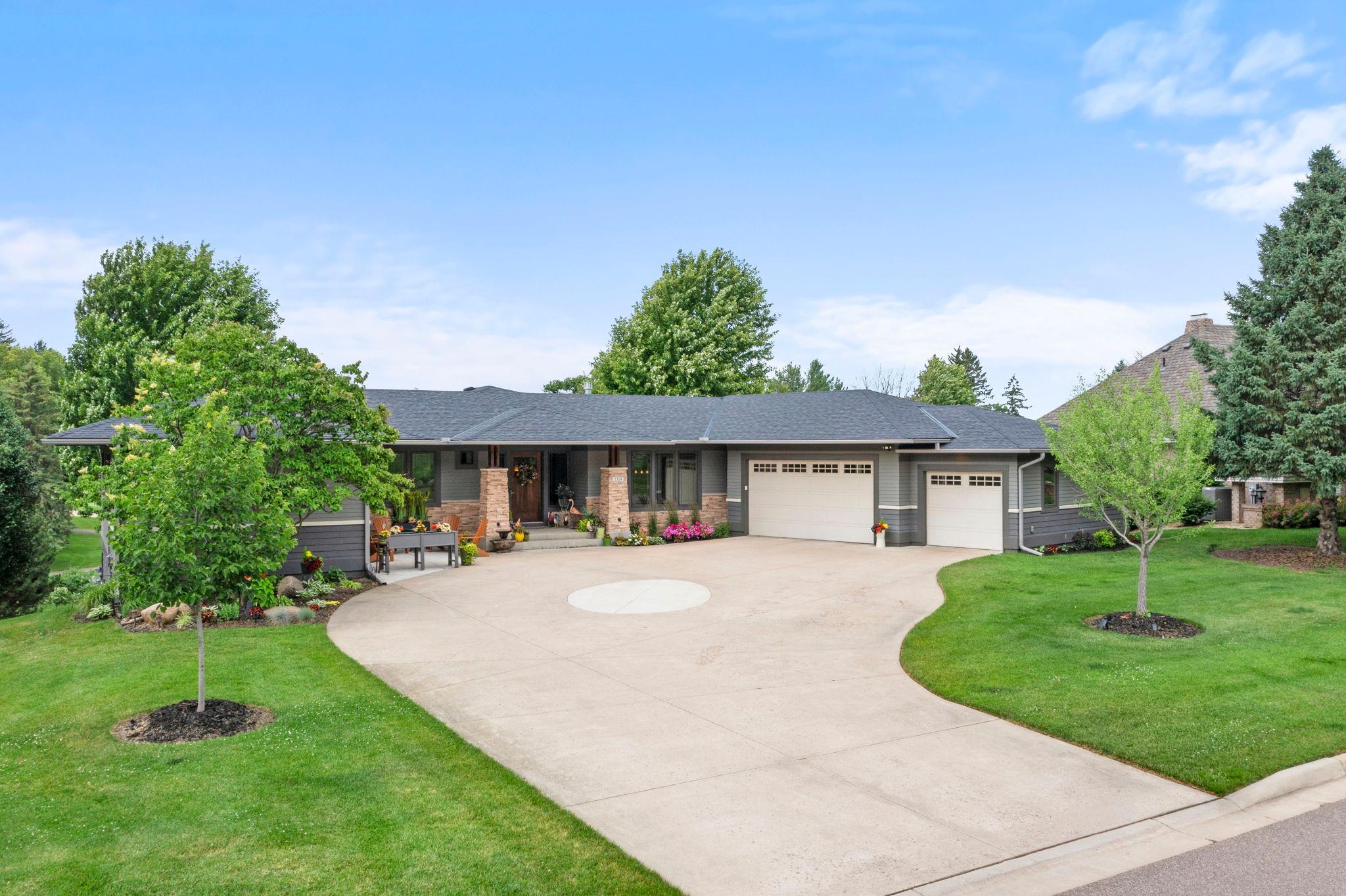 1314 Mayflower Dr, Northfield, MN 55057