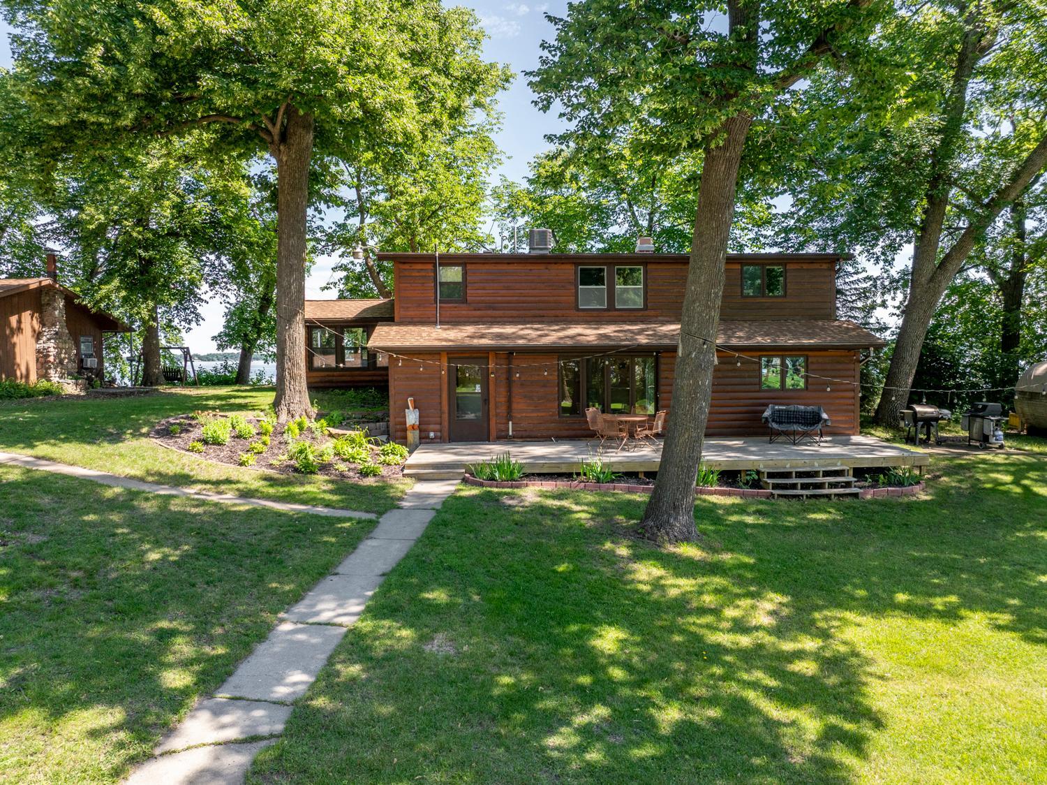 41780 Kansas Point Ln, Pelican Rapids, MN 56572
