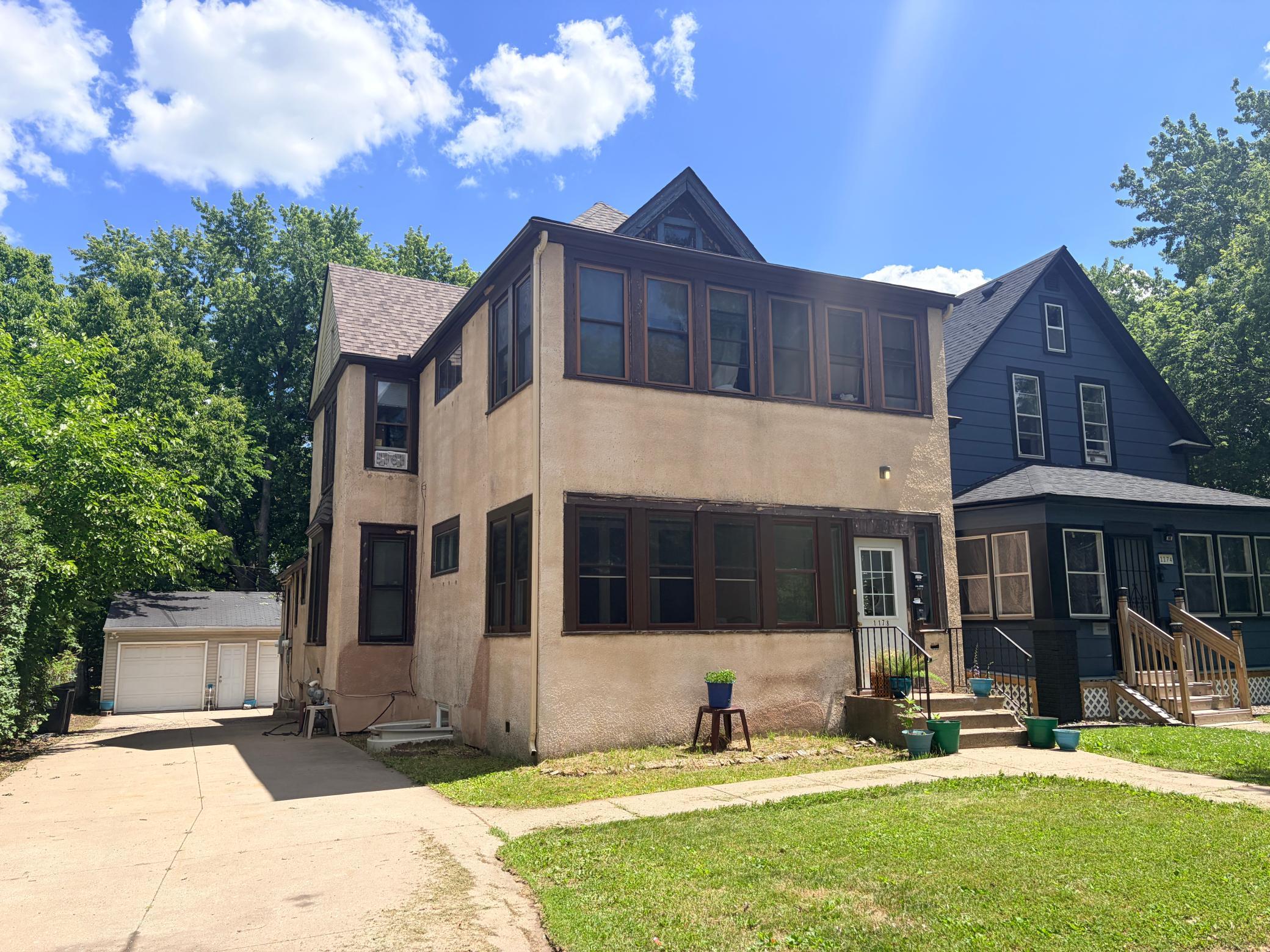 1178 Jessie St, Saint Paul, MN 55130