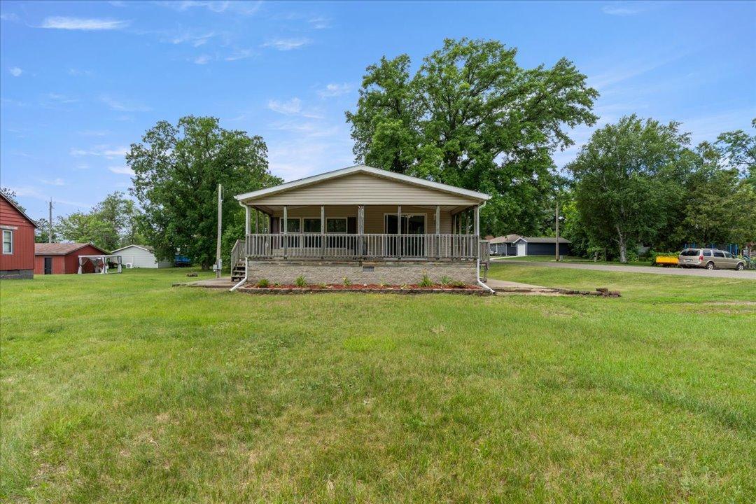 602 Winona Ave, Ironton, MN 56455