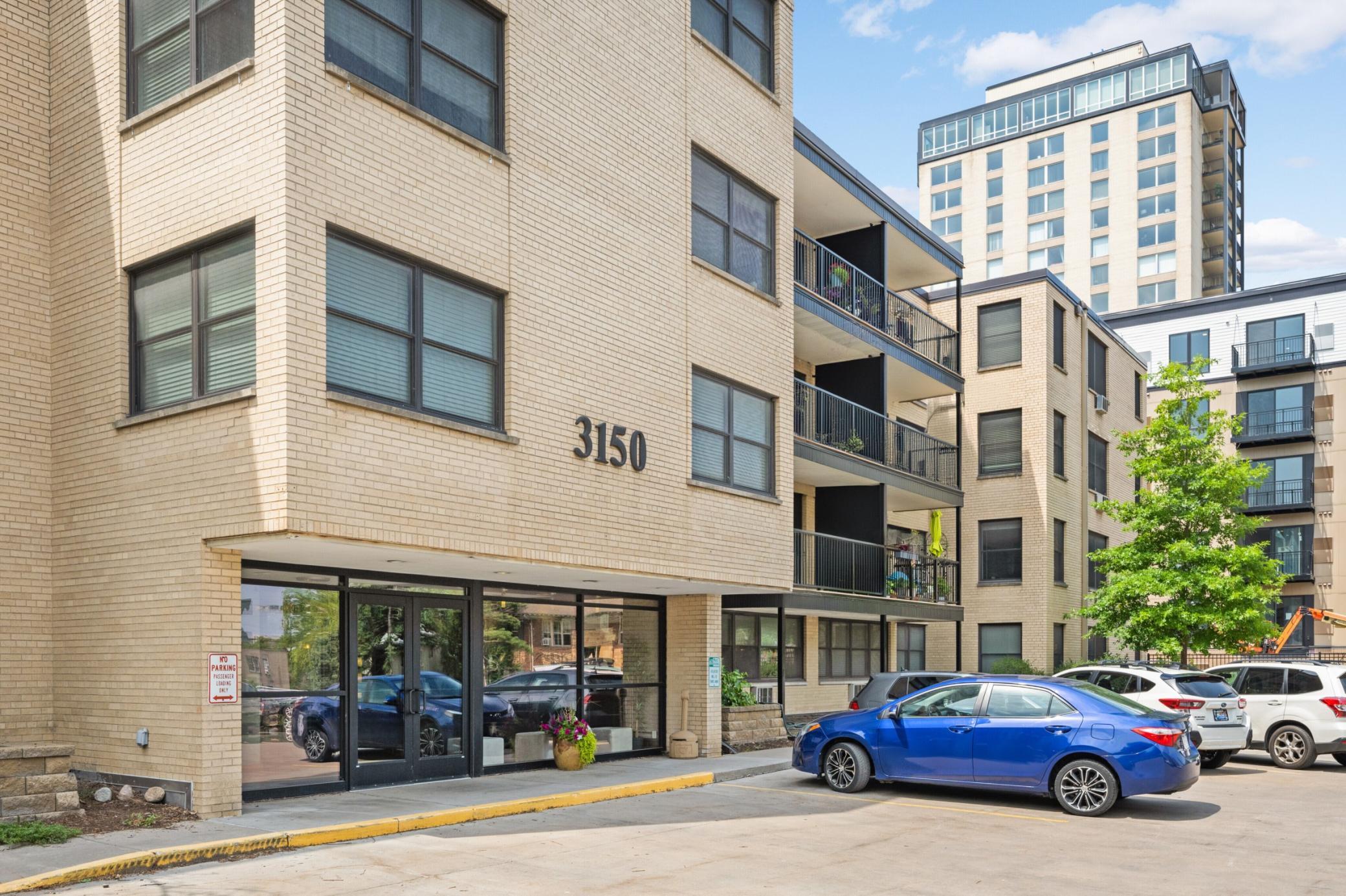 3150 Excelsior Blvd #204, Minneapolis, MN 55416