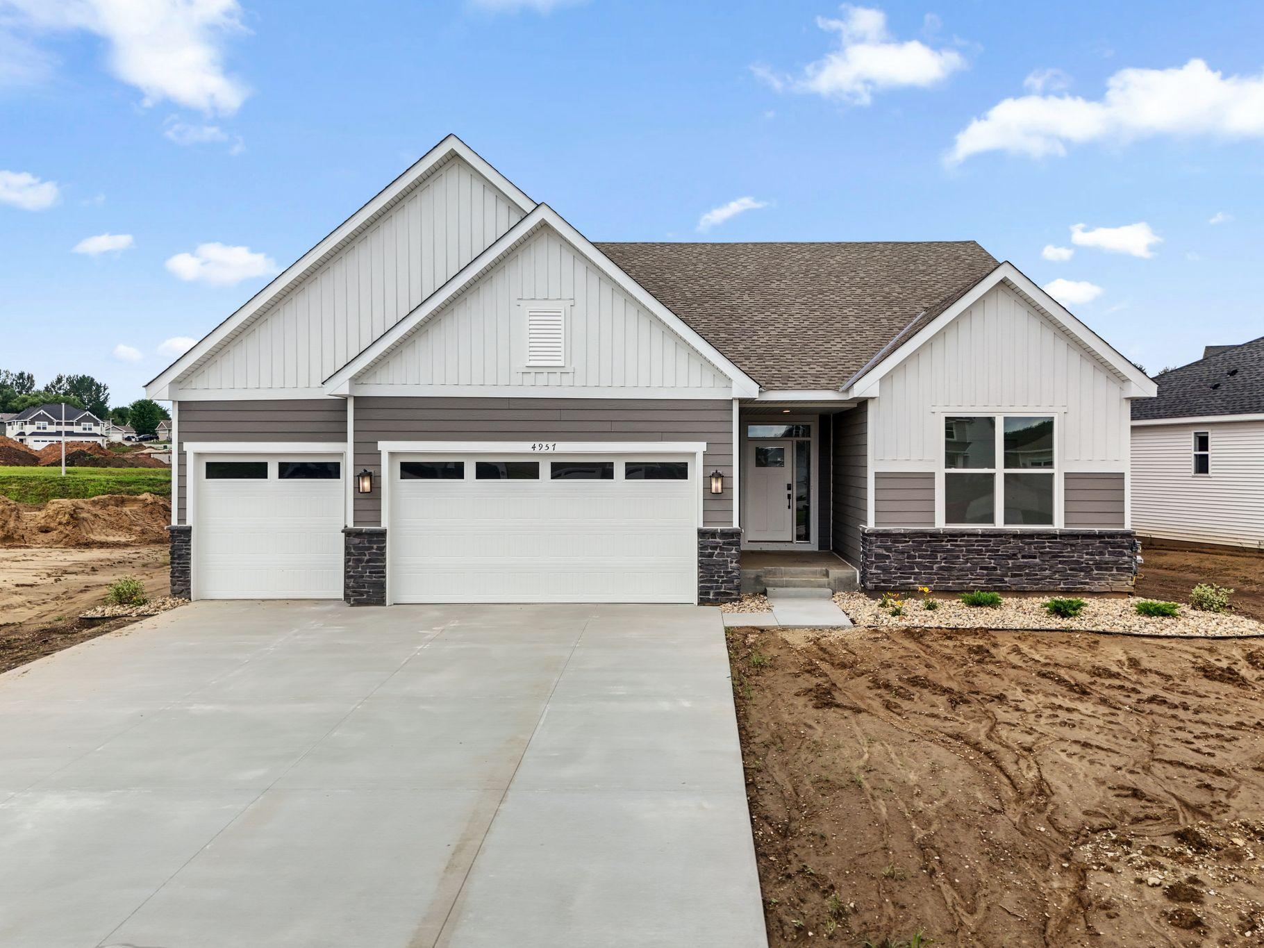 4957 Noble Ln NW, Rochester, MN 55901