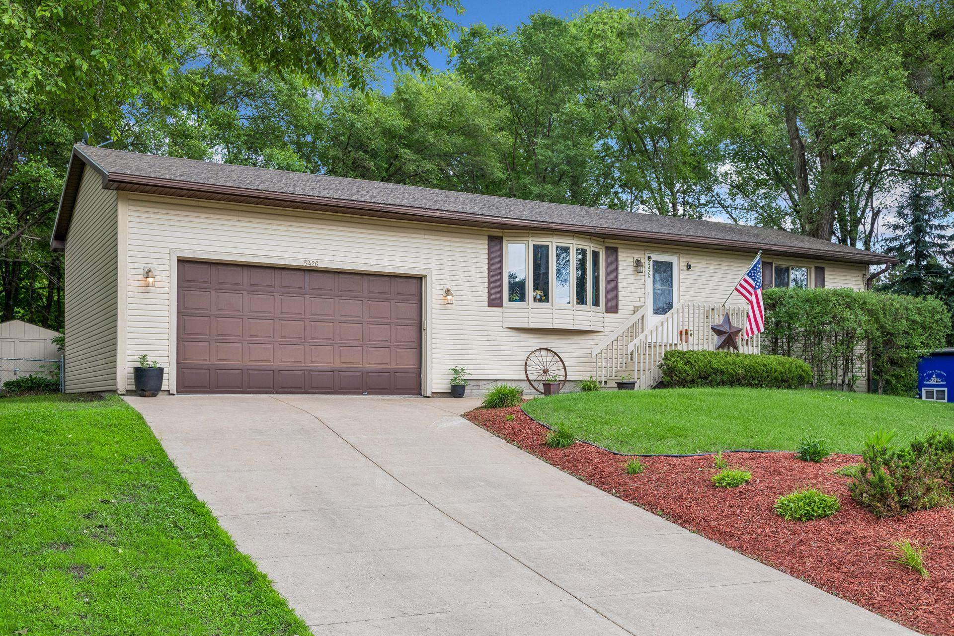 5426 Prospect Ave, White Bear Twp, MN 55110
