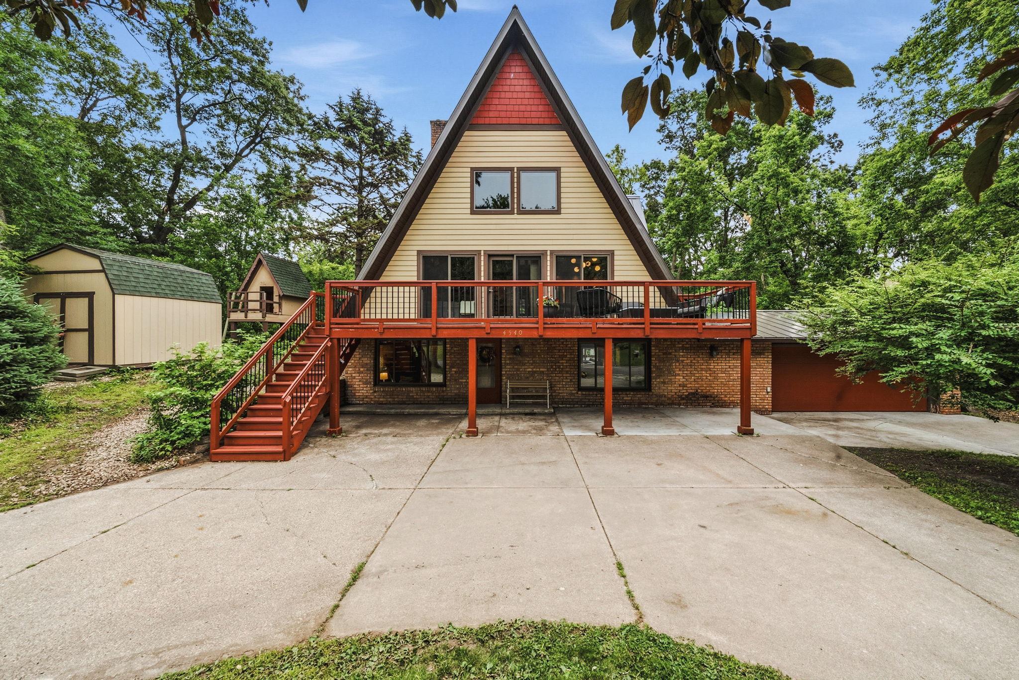 4540 Wood Duck Dr, Vadnais Heights, MN 55127