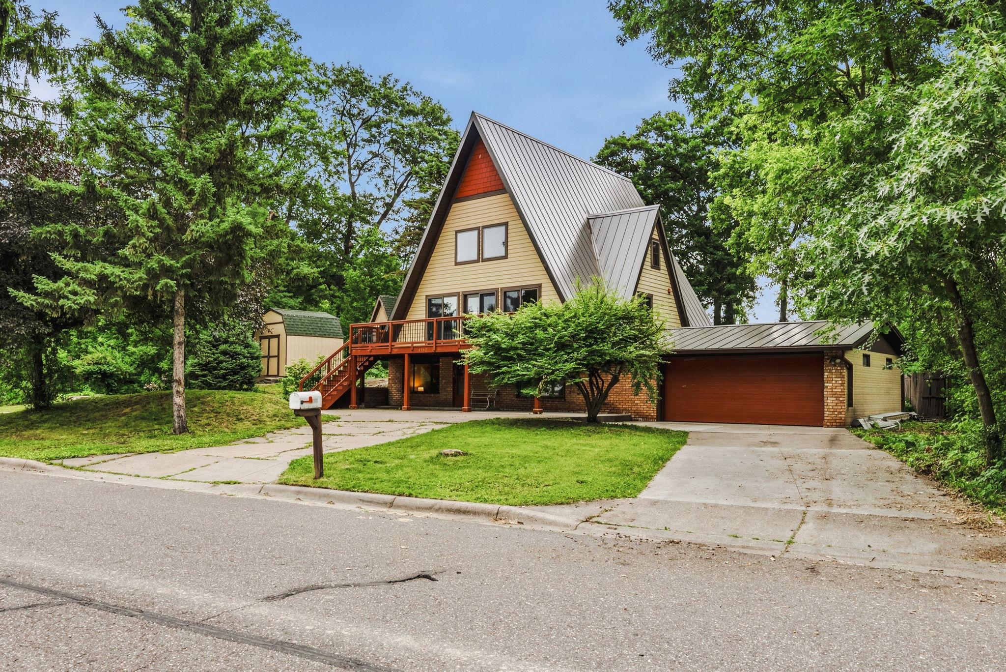 4540 Wood Duck Dr, Vadnais Heights, MN 55127