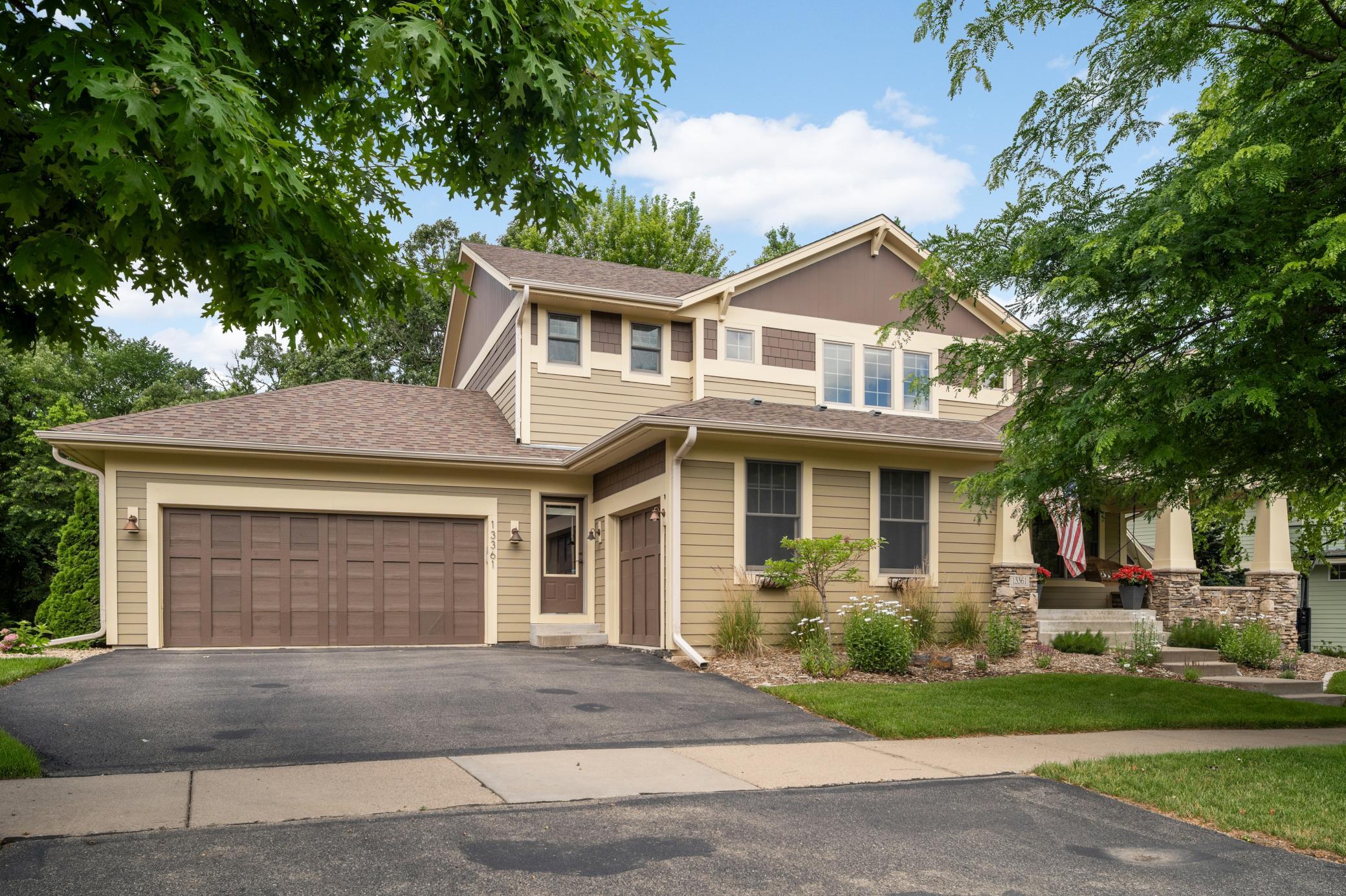 13361 Couchtown Ct, Rosemount, MN 55068