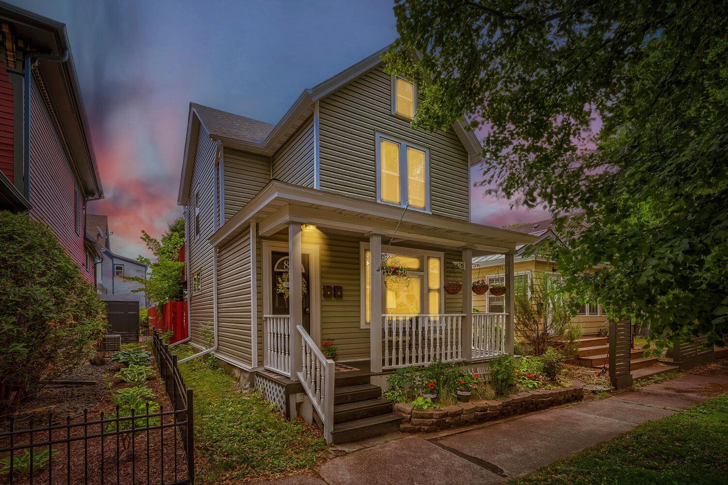 88 Leech St, Saint Paul, MN 55102