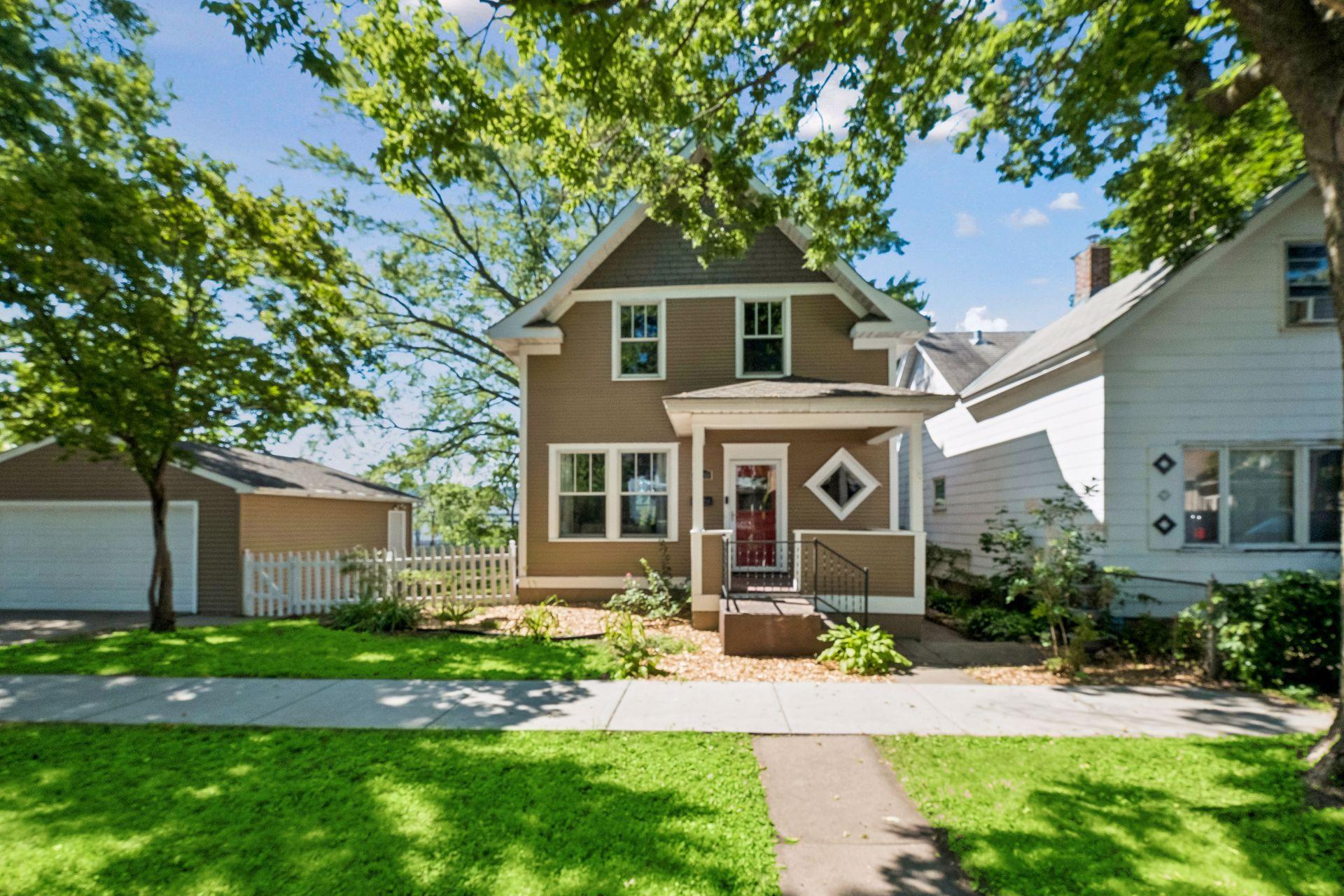 320 Michigan St, Saint Paul, MN 55102