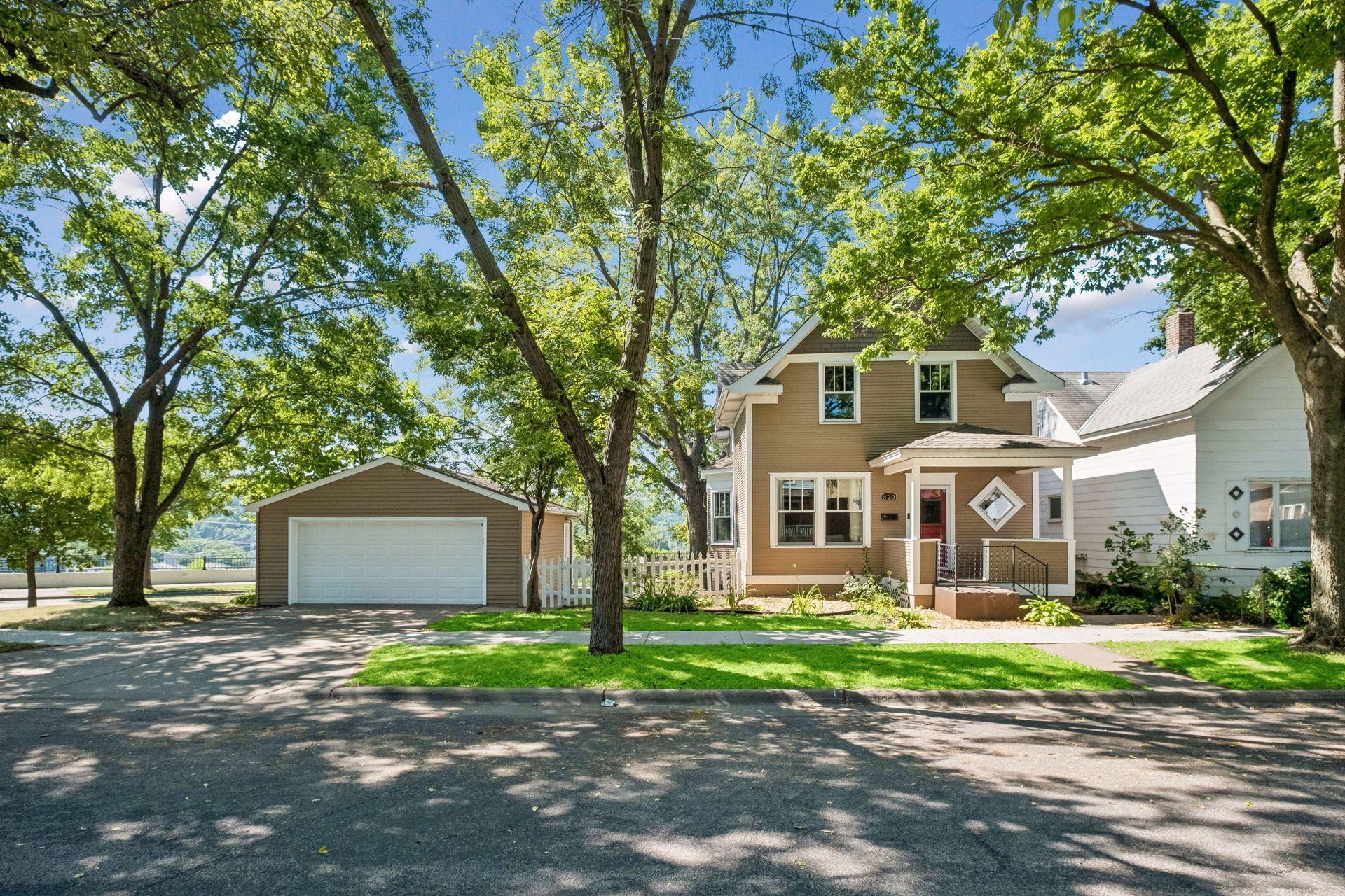 320 Michigan St, Saint Paul, MN 55102