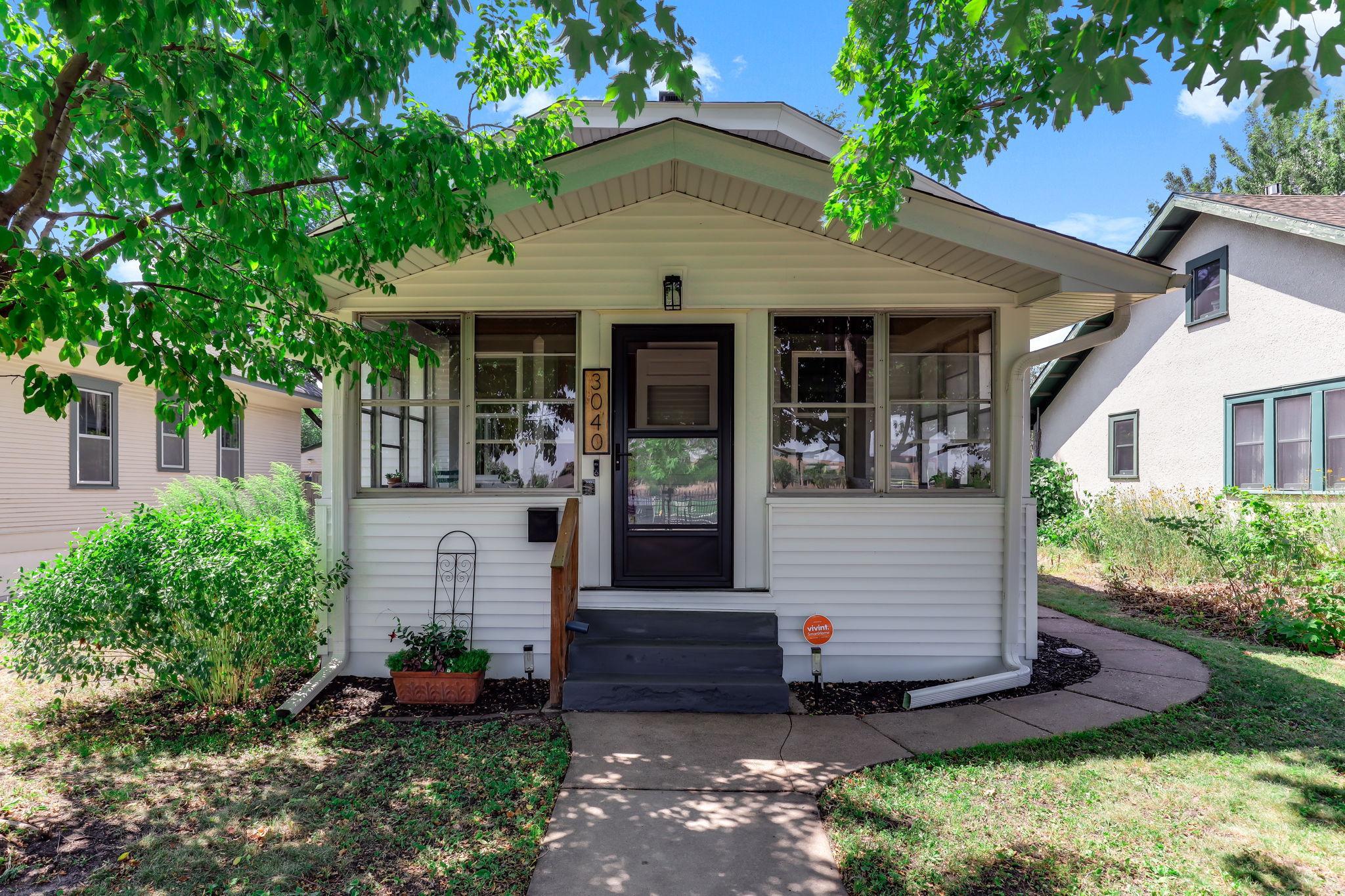 3040 19th Ave S, Minneapolis, MN 55407