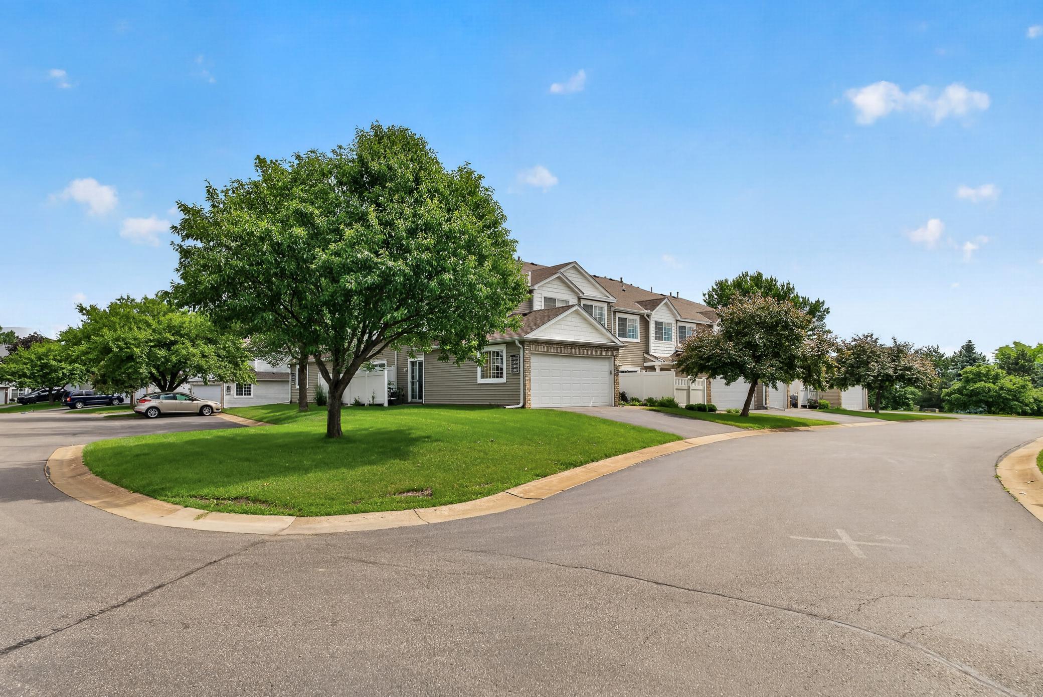 11446 Elmwood Ave N, Champlin, MN 55316