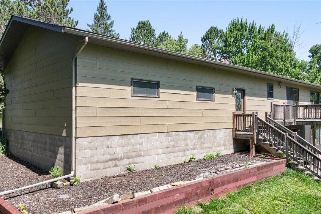 17212 Leonard Ln, Brainerd, MN 56401