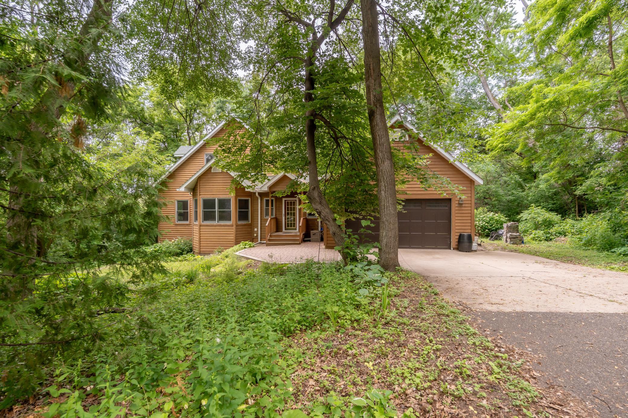 5511 Hugo Rd, White Bear Twp, MN 55110