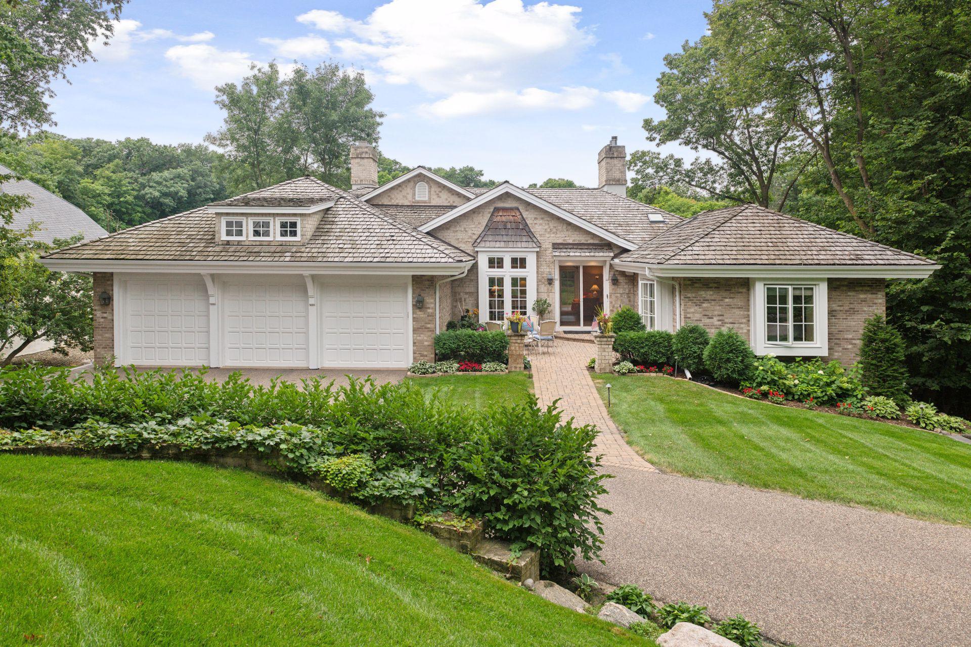 4670 Old Kent Rd, Excelsior, MN 55331