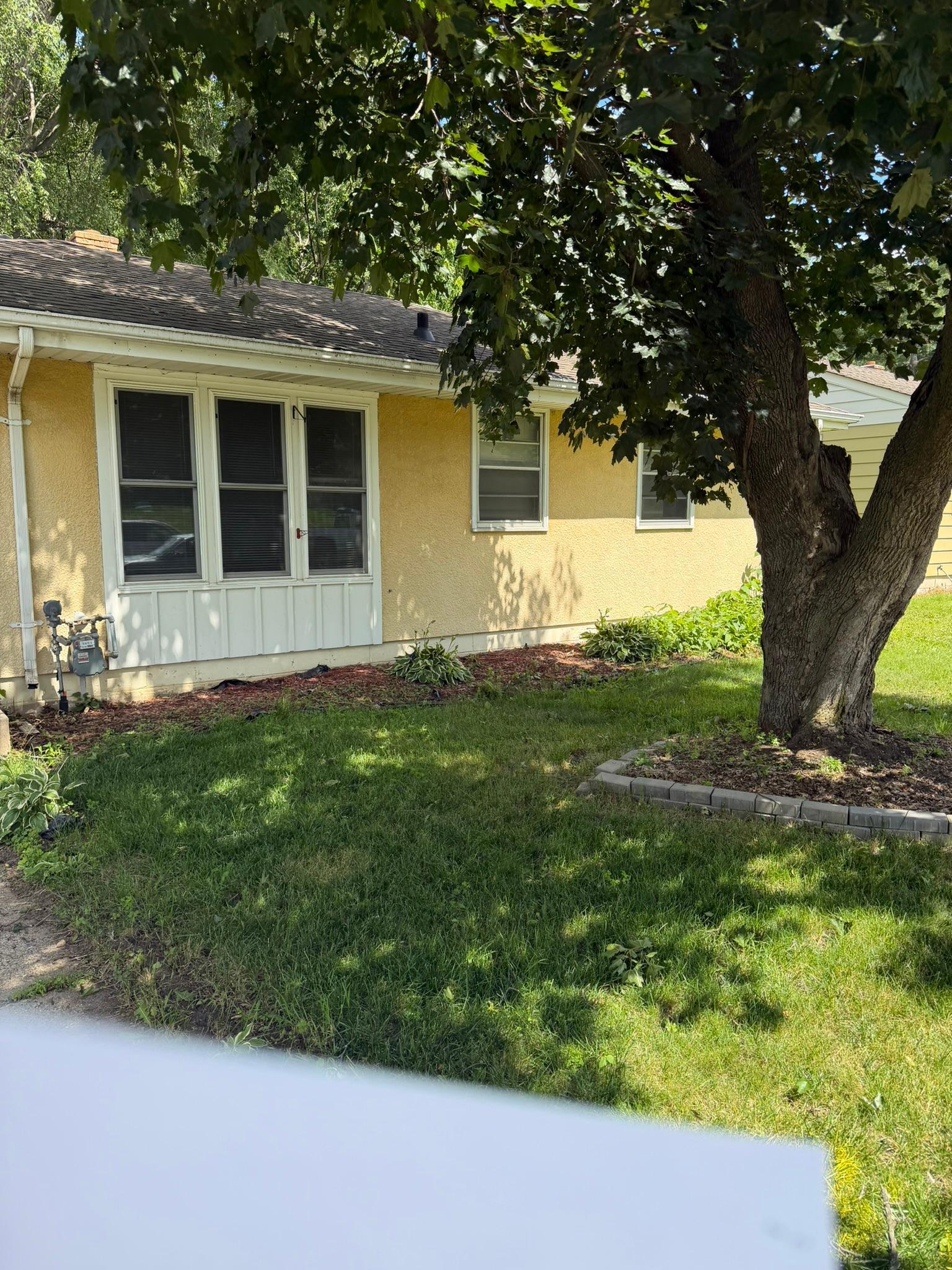 1381 Mechanic Ave, Saint Paul, MN 55106