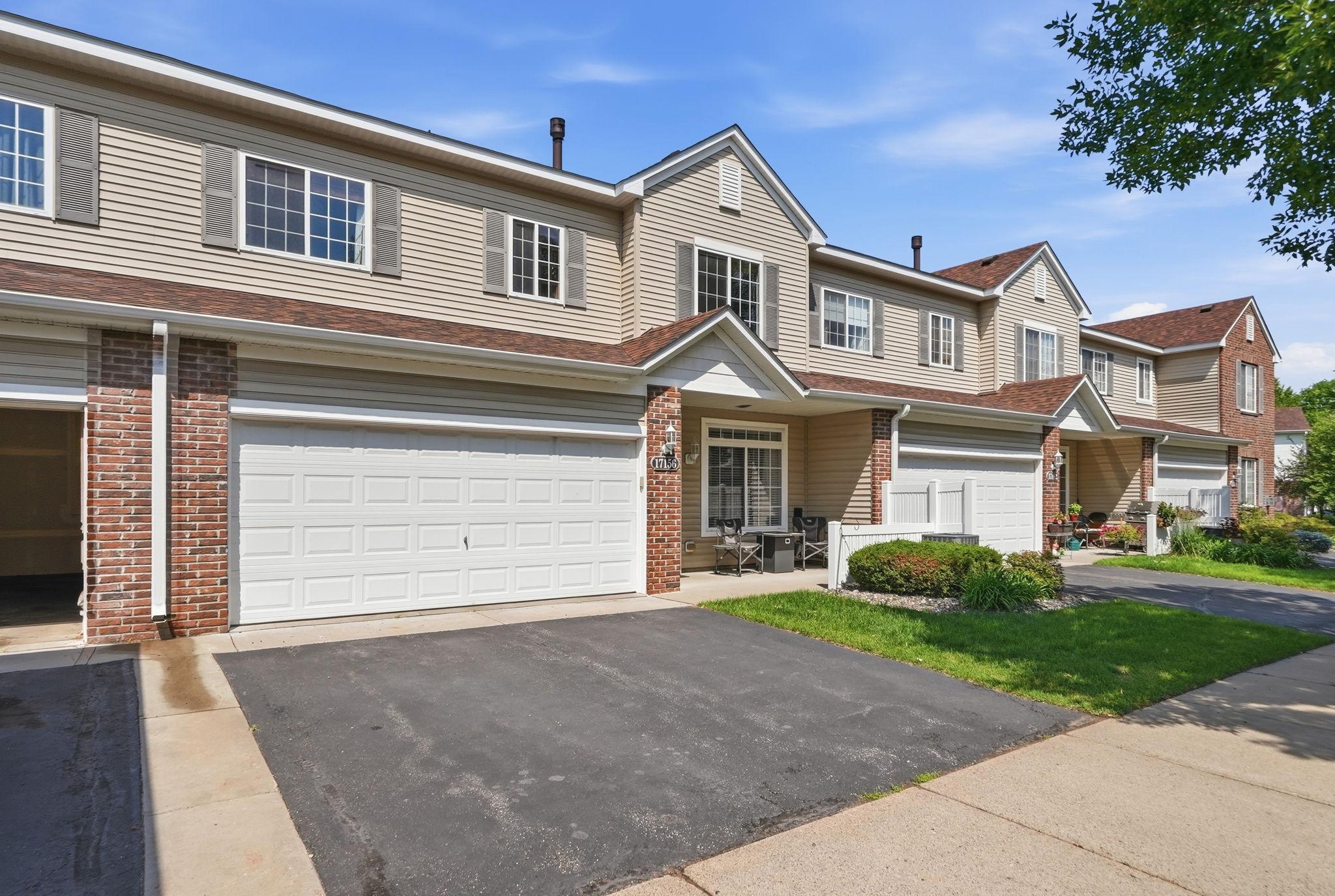 17156 Monroe St NW, Elk River, MN 55330
