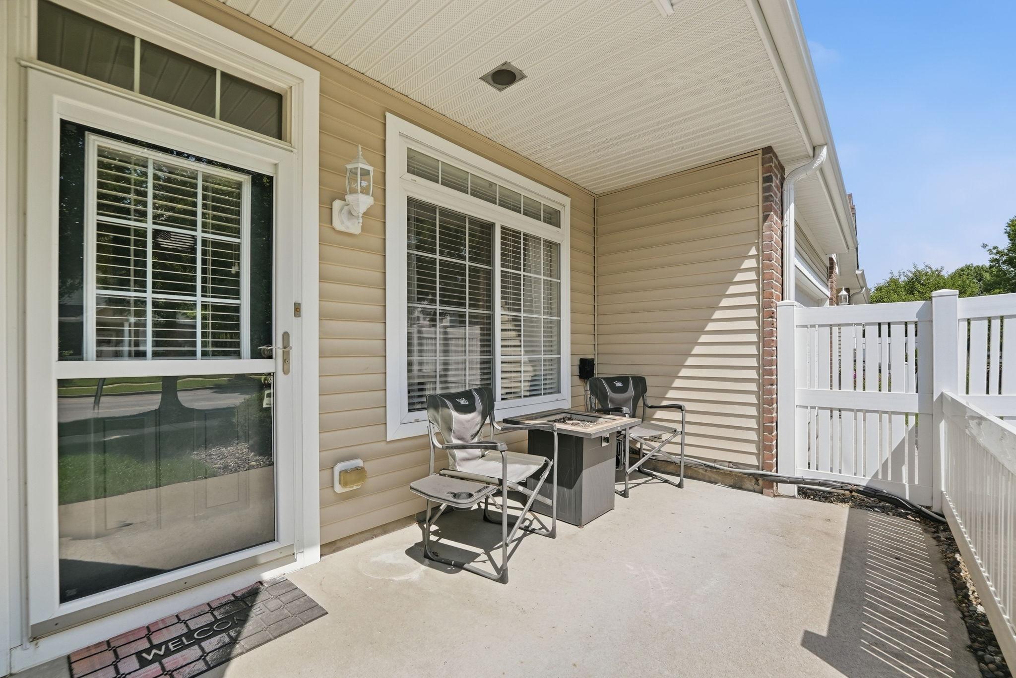 17156 Monroe St NW, Elk River, MN 55330