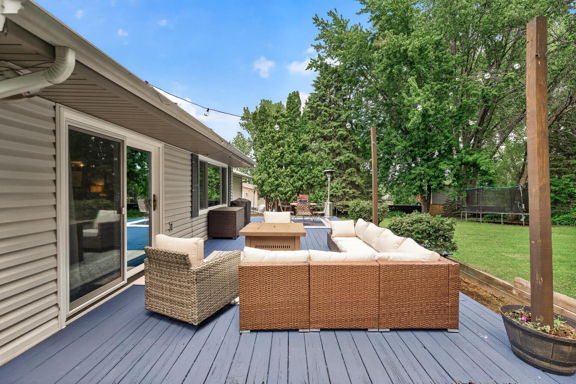 7844 Conroy Way, Inver Grove Heights, MN 55076
