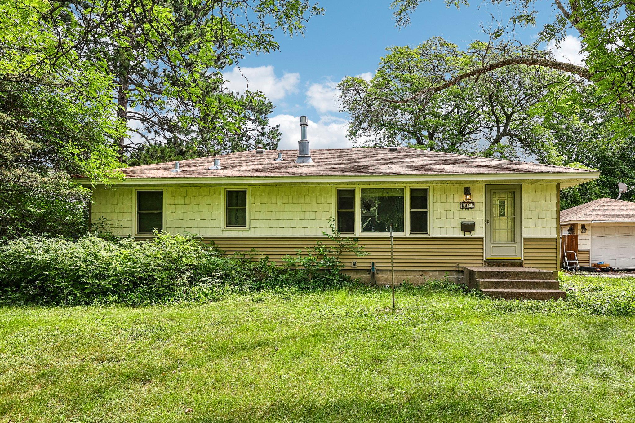 6948 Janell Ave N, Brooklyn Park, MN 55428