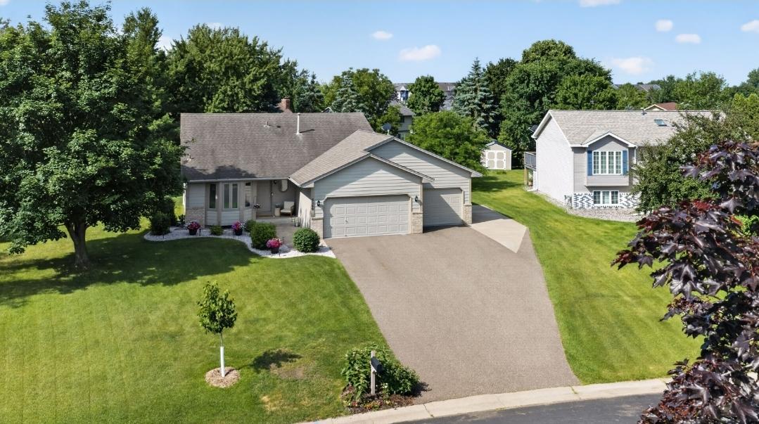 3260 131st Ave NW, Coon Rapids, MN 55448