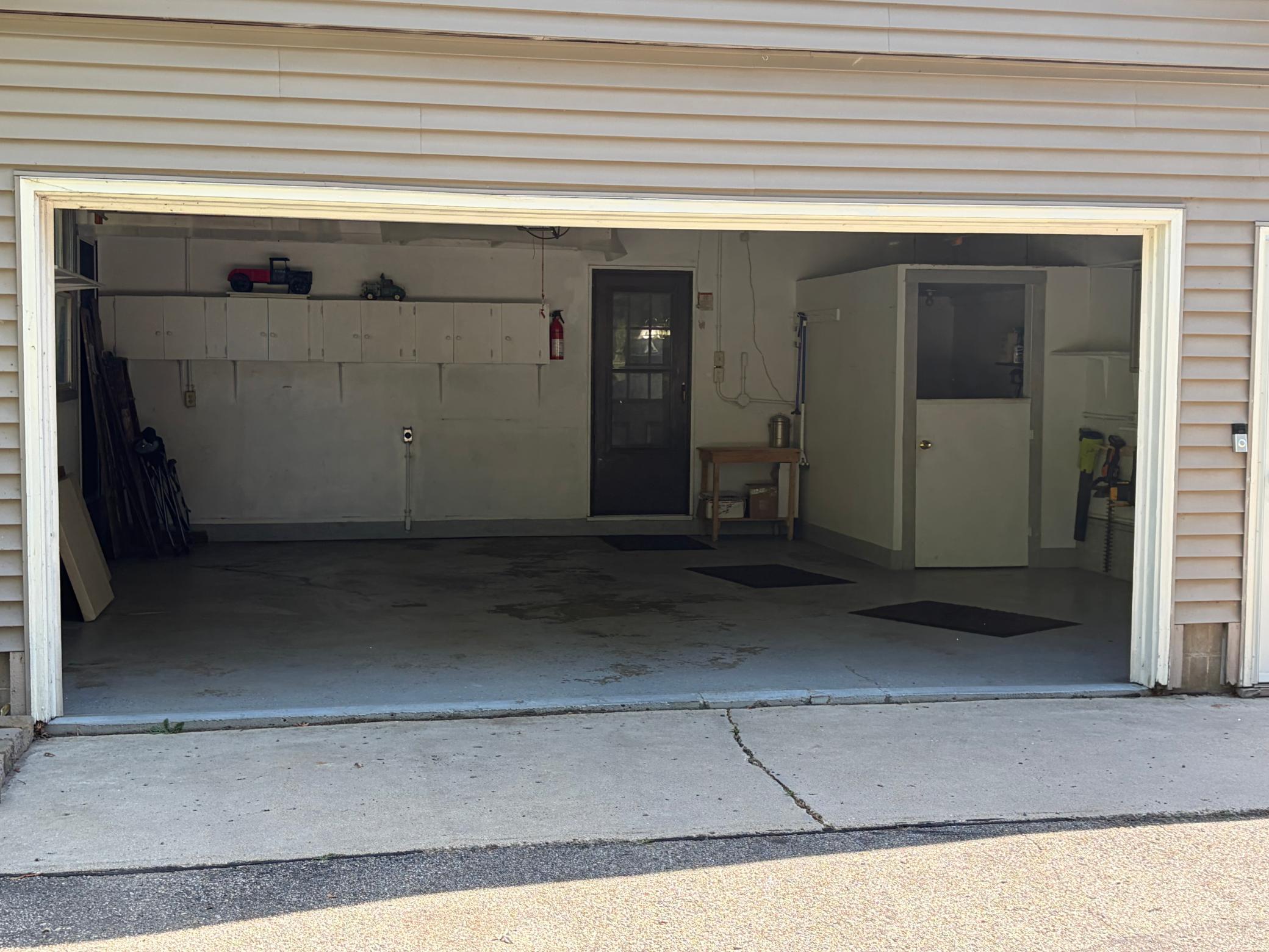 3925 8th St NE, Willmar, MN 56201
