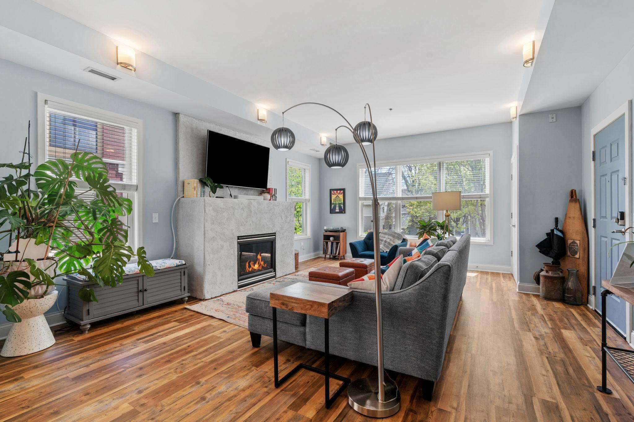 633 Dayton Ave #5, Saint Paul, MN 55104