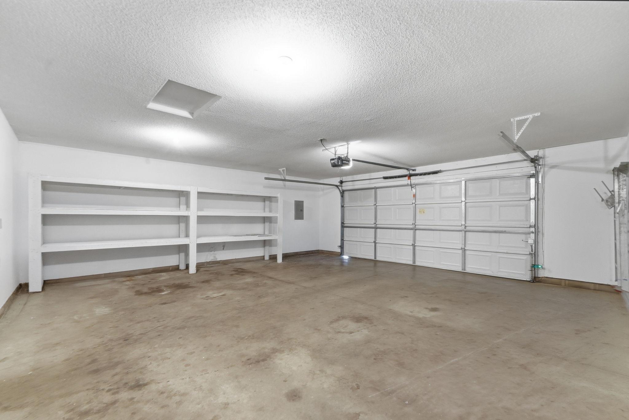 1009 Fairway Dr, Princeton, MN 55371