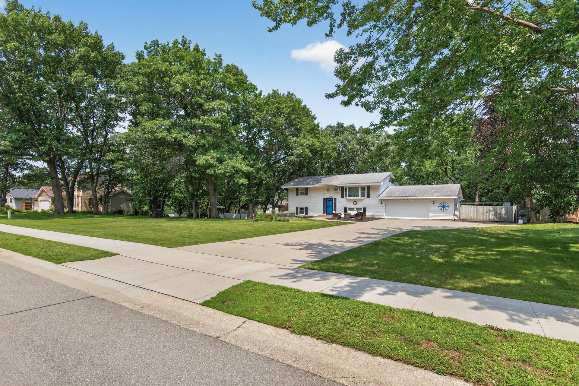 2149 131st Ave NW, Coon Rapids, MN 55448