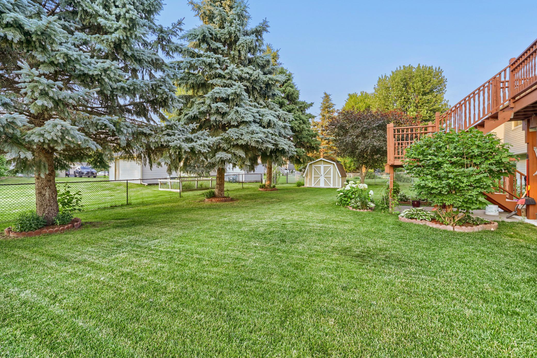 7200 89th Ave N, Brooklyn Park, MN 55445