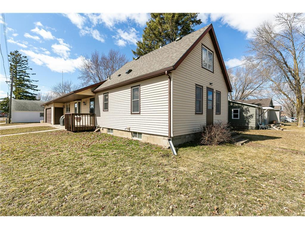 301 7 1/2 Ave, Foley, MN 56329