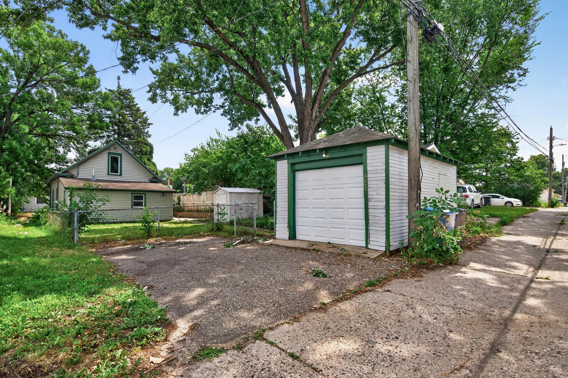4227 Humboldt Ave N, Minneapolis, MN 55412