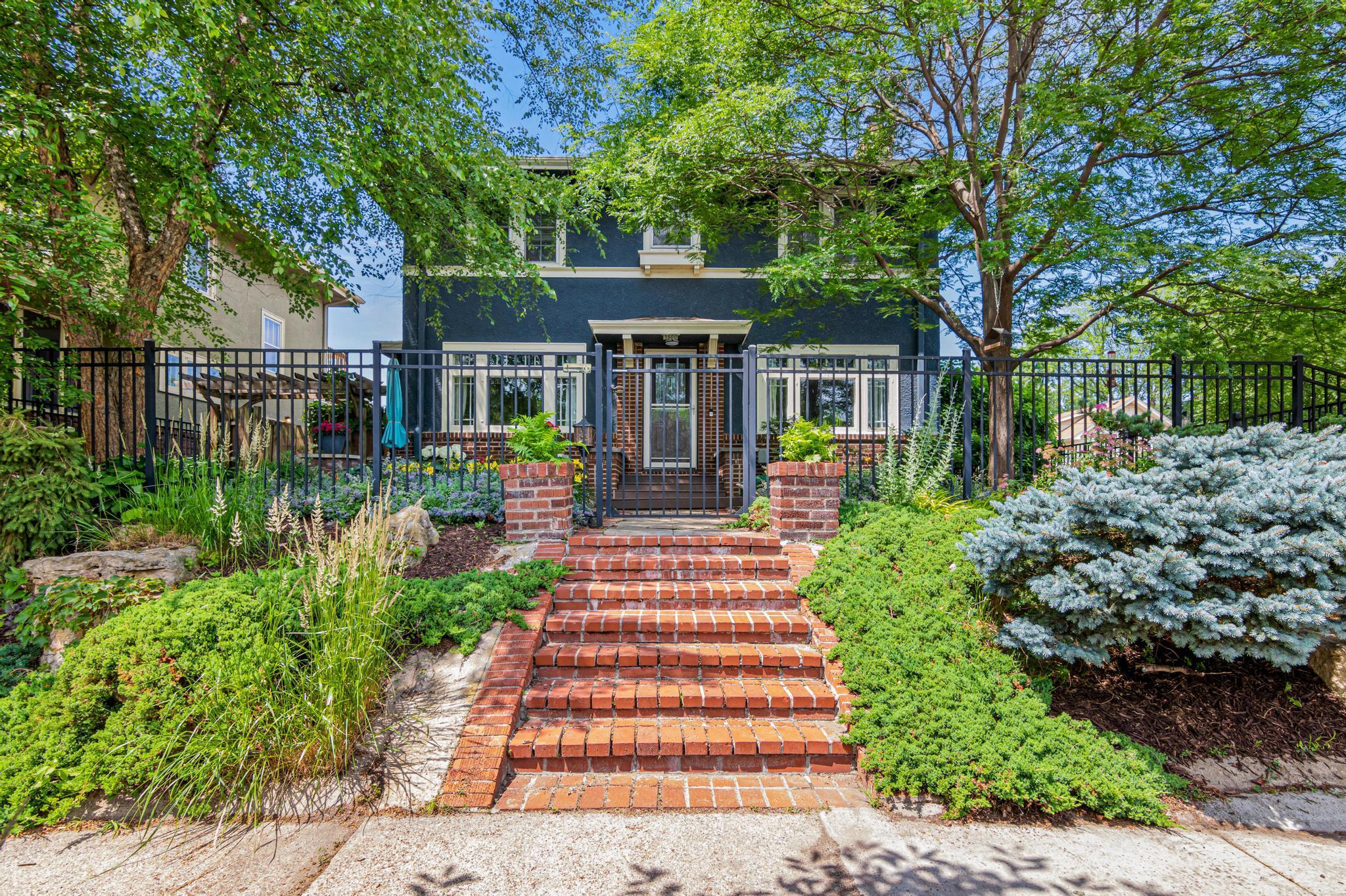 3500 Park Ave, Minneapolis, MN 55407