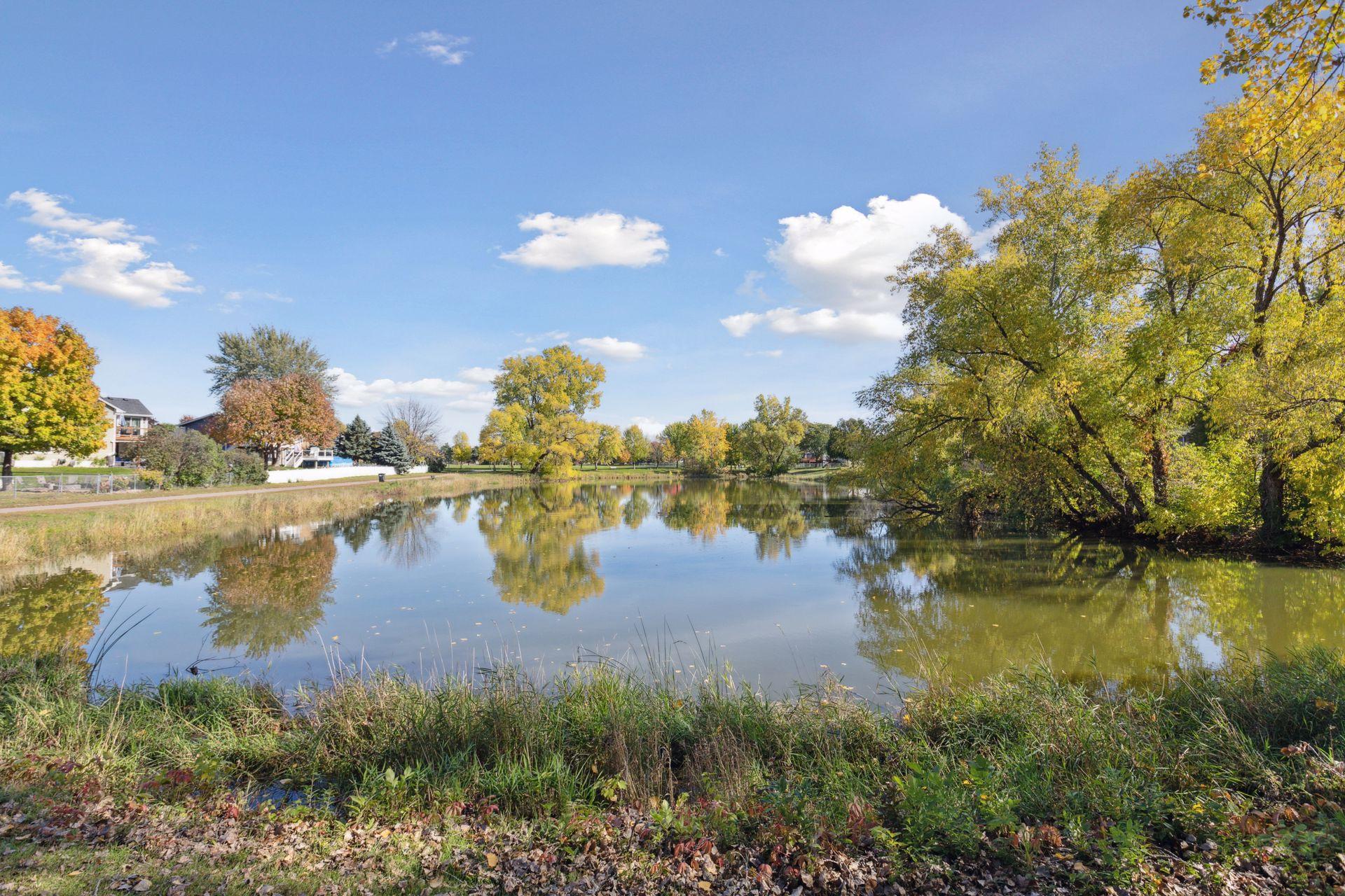11236 W River Rd, Champlin, MN 55316