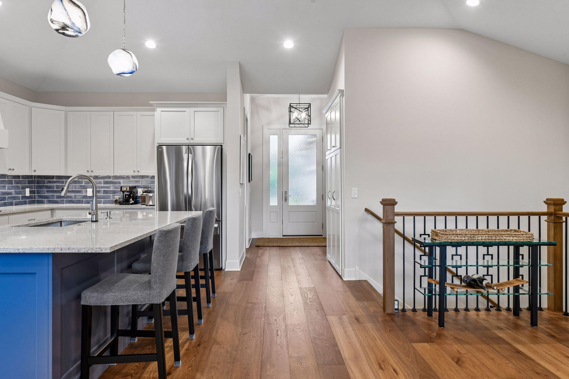 9733 Liberty Ct, Eden Prairie, MN 55347