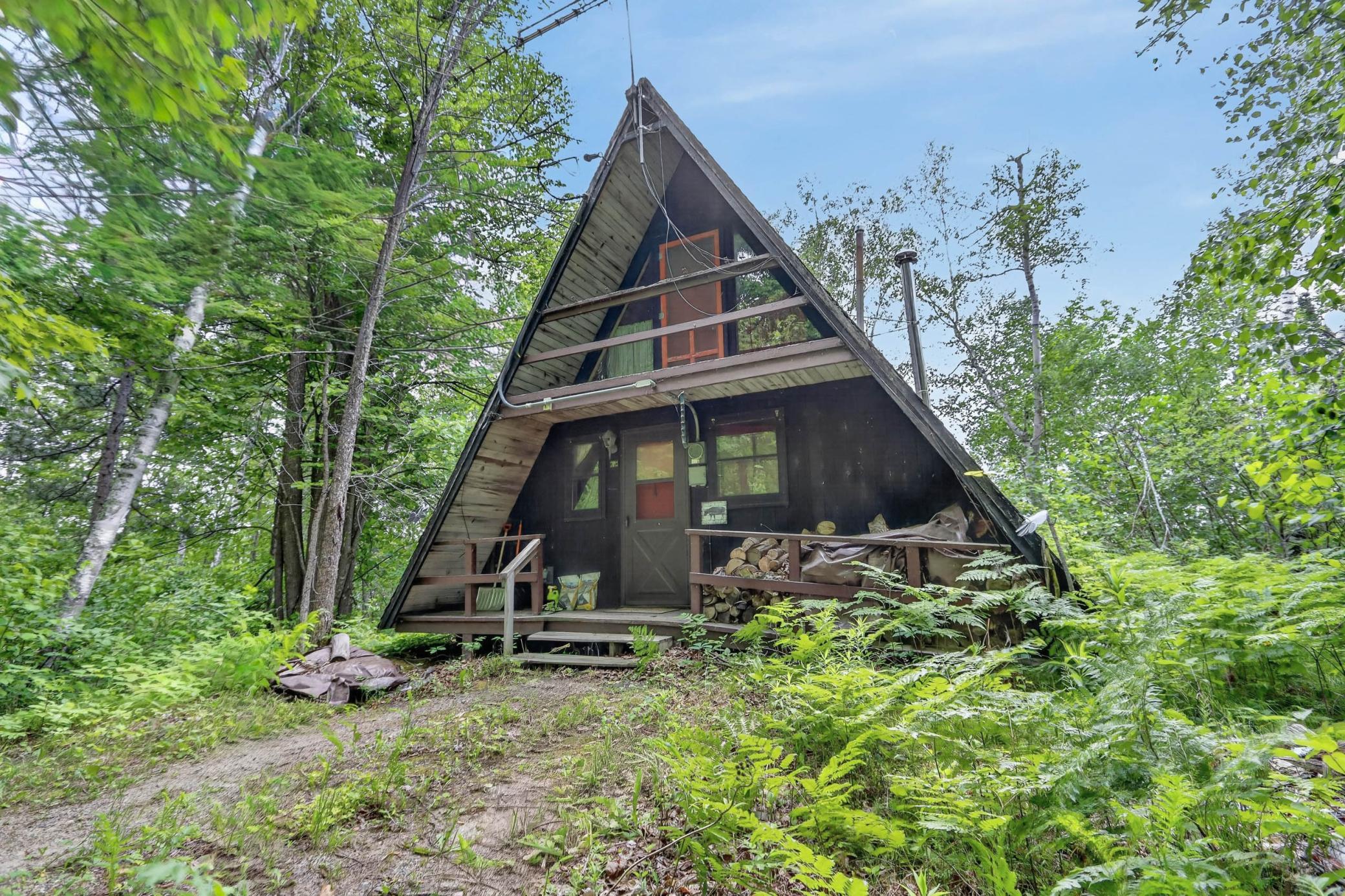 38837 Sissebakwet Shores Rd, Cohasset, MN 55721