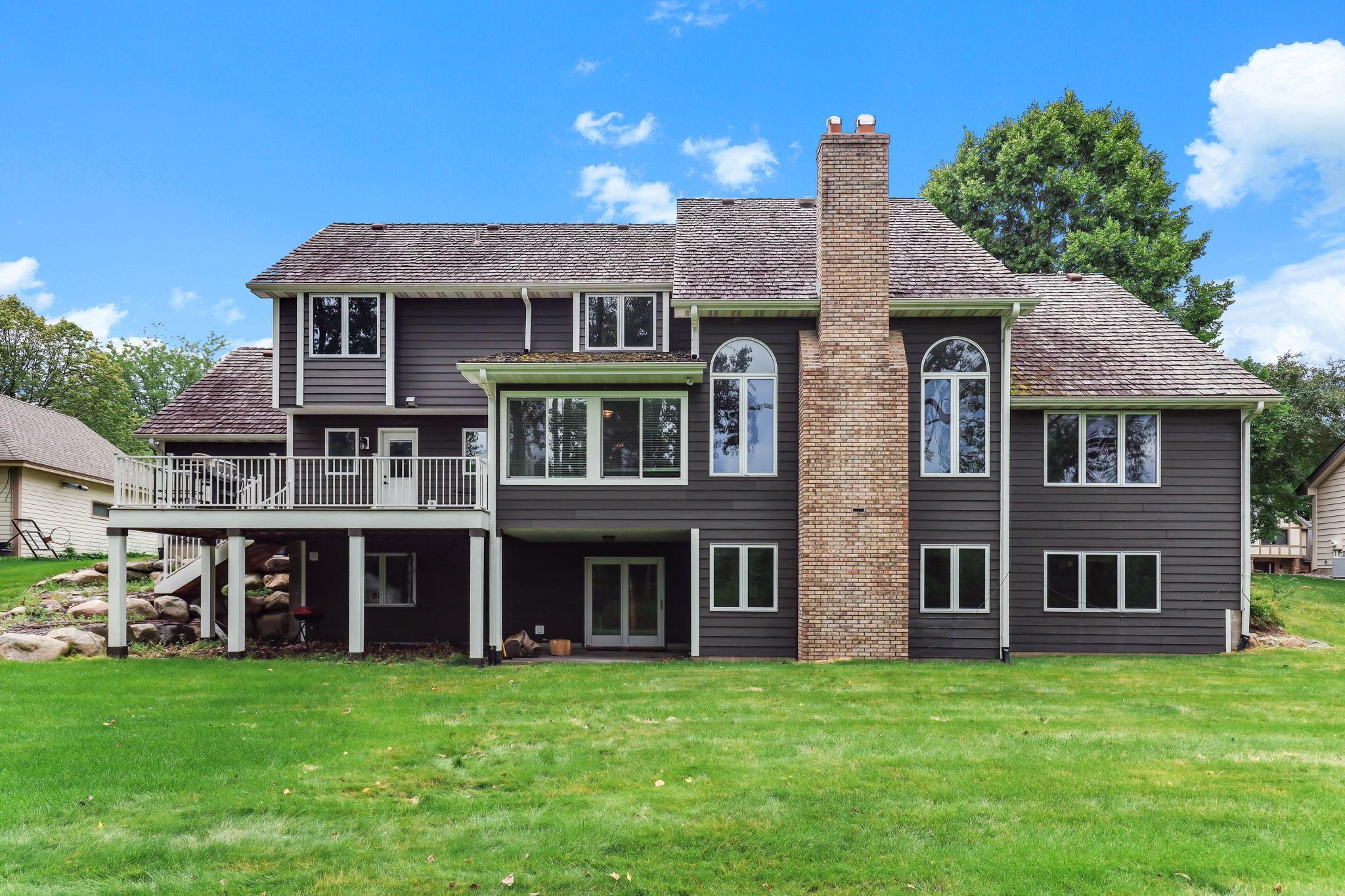 5968 Scenic Pl, Shoreview, MN 55126