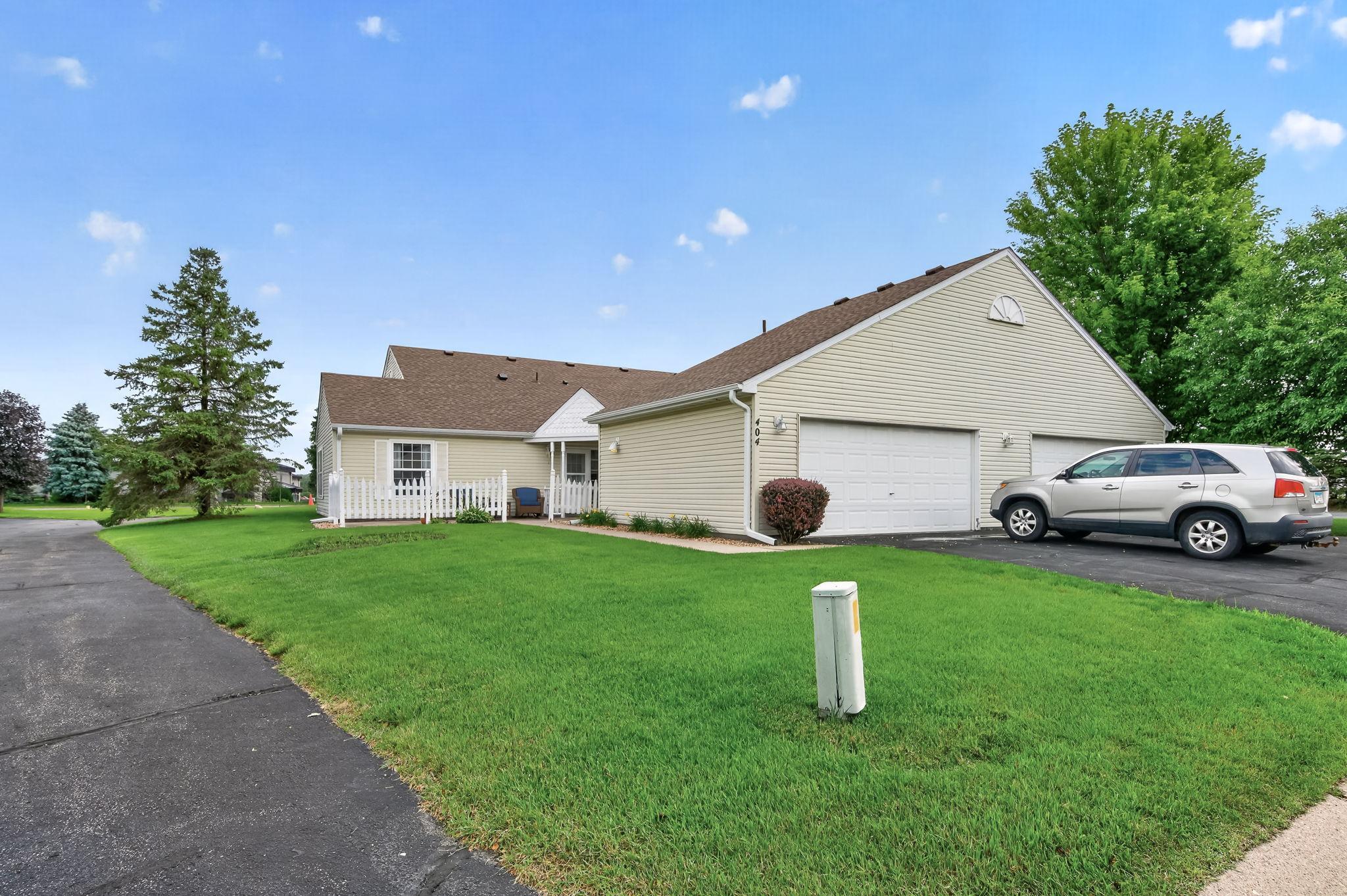 404 Sarazin St, Shakopee, MN 55379