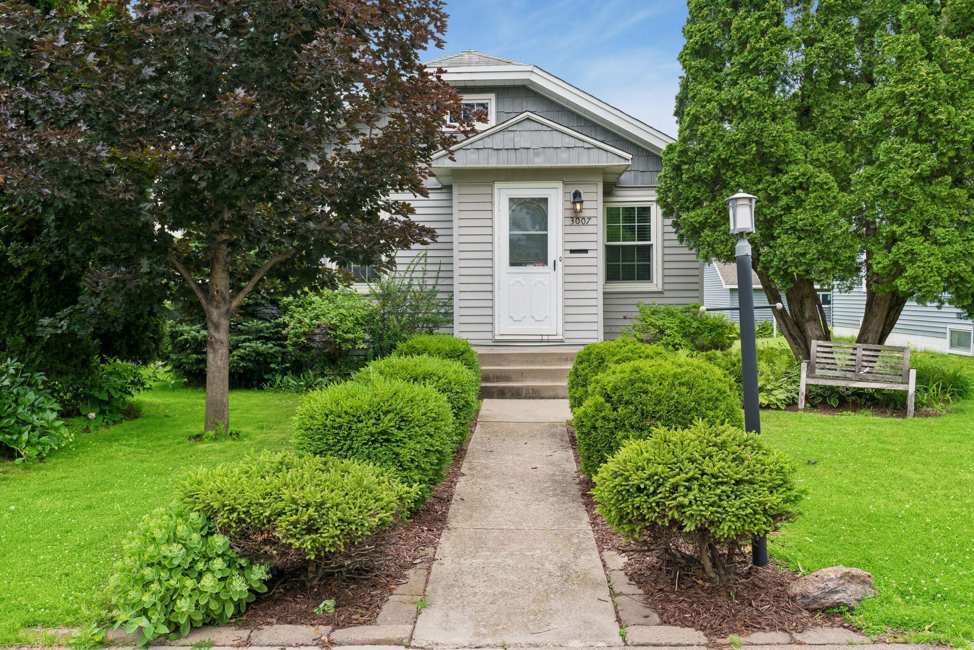 3007 Cleveland St NE, Minneapolis, MN 55418