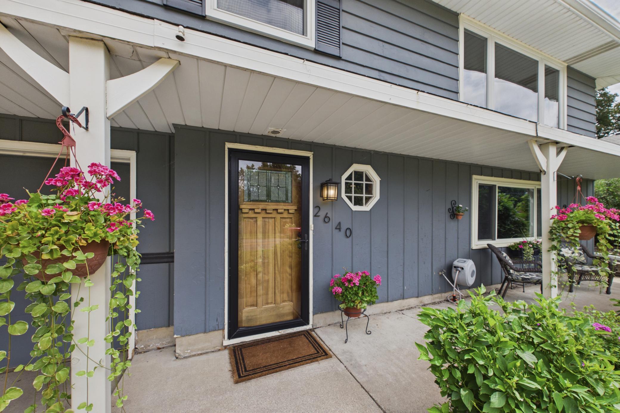 2640 Noble Ave N, Golden Valley, MN 55422