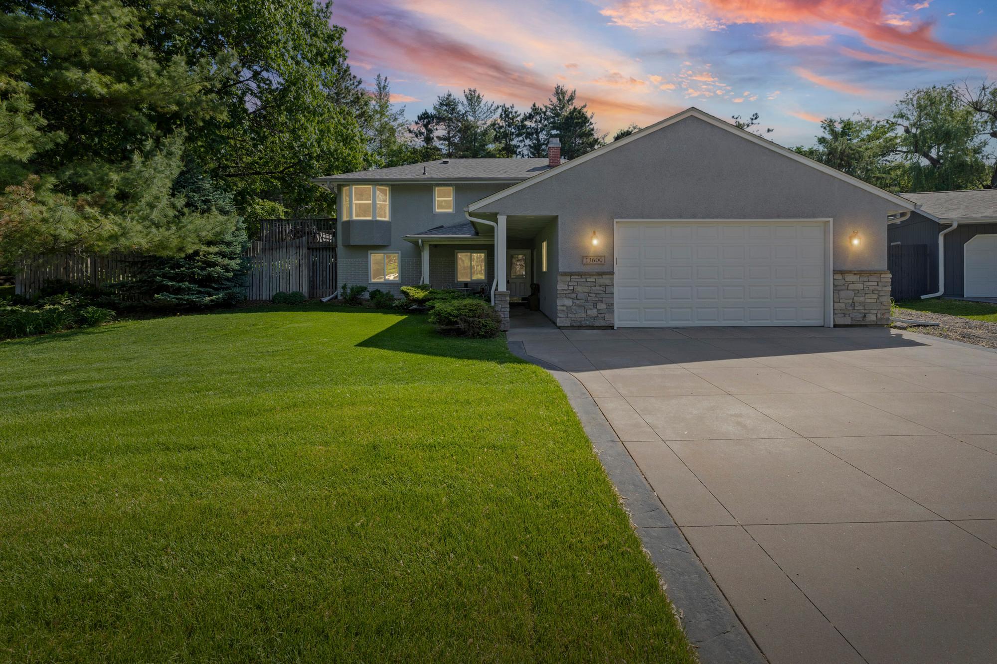 13600 69th Ave N, Maple Grove, MN 55311