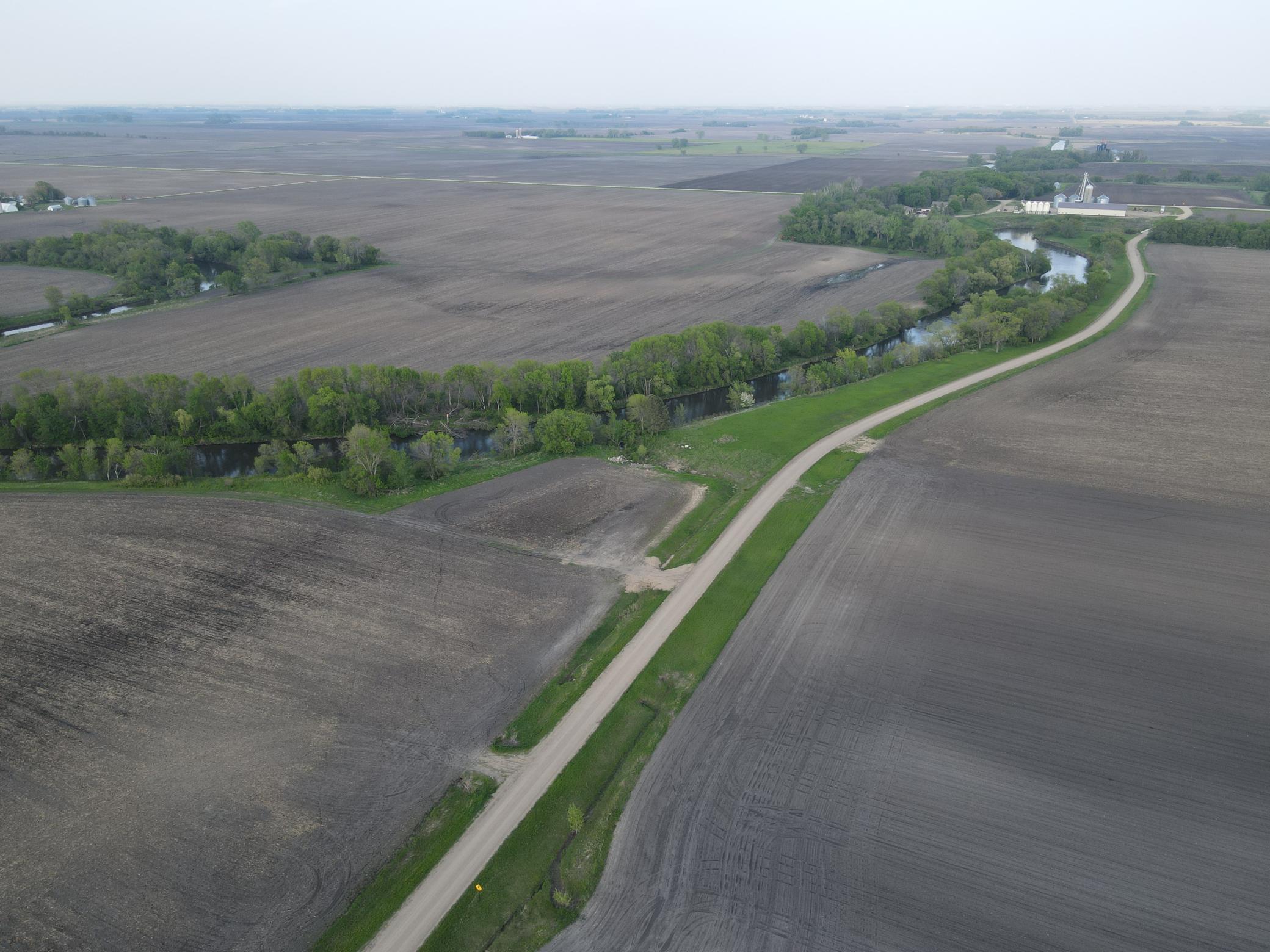 IXI 45th Ave SW, Benson, MN 56215