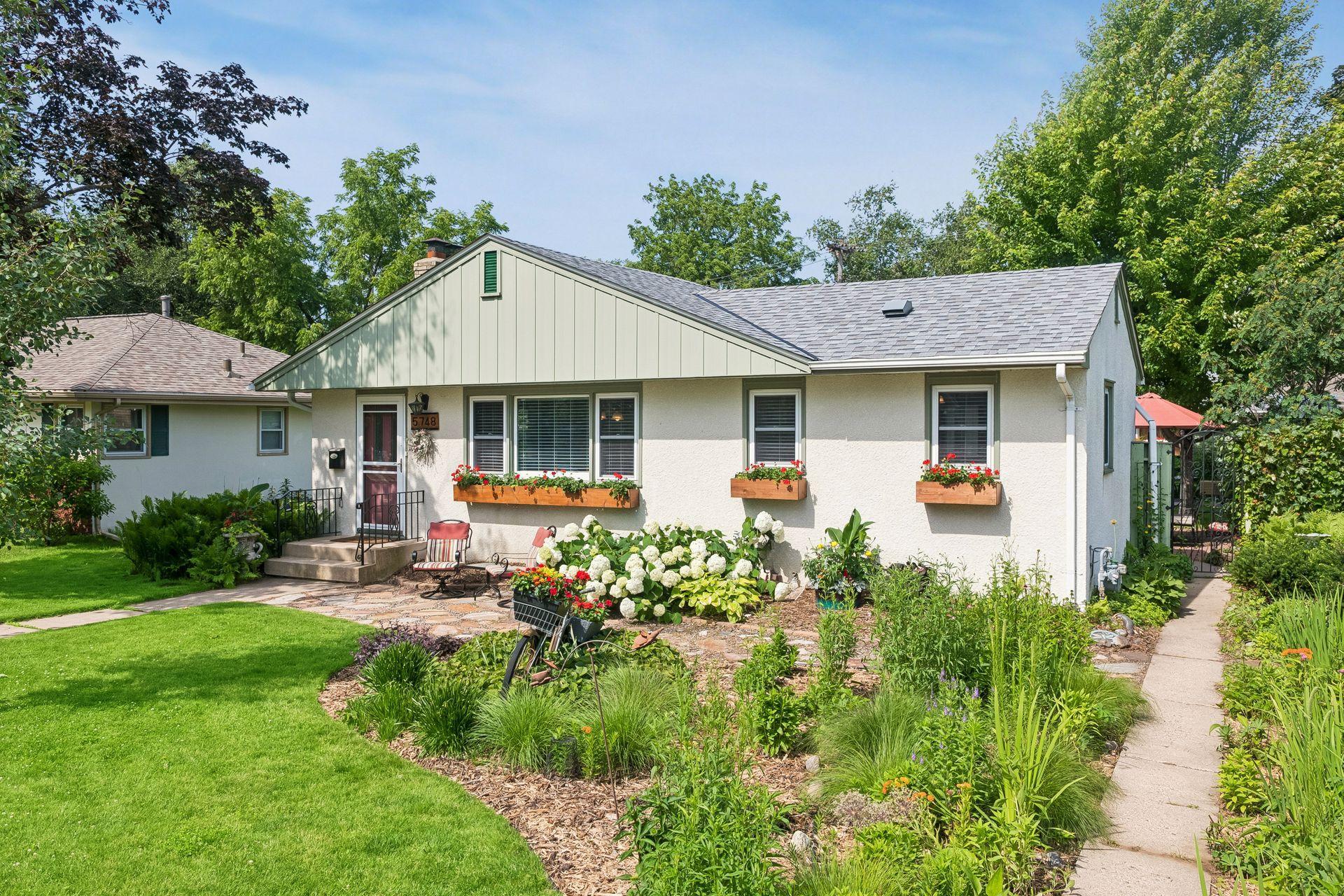 5748 James Ave S, Minneapolis, MN 55419