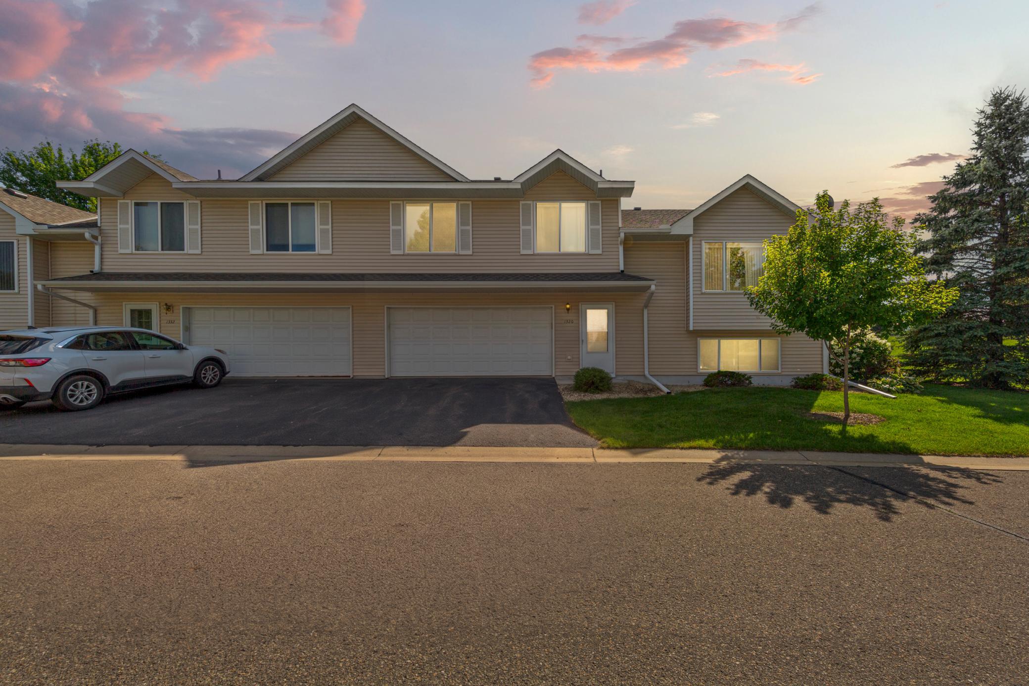 1320 S Trail Dr, Faribault, MN 55021