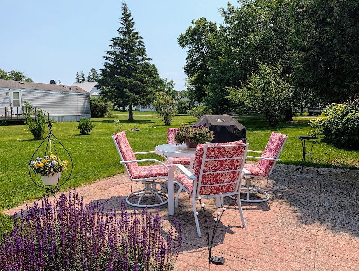 306 N 3rd Ave, Palisade, MN 56469