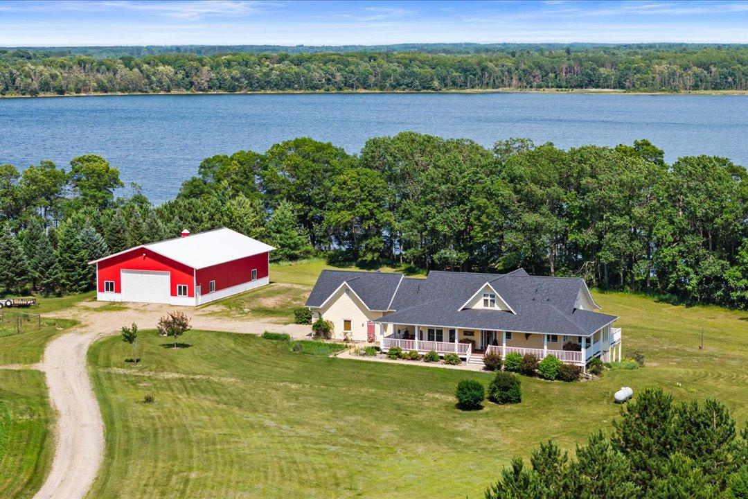 43342 Hosta Ln, Pine River, MN 56474