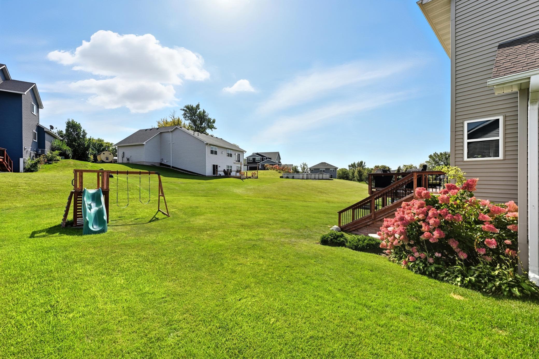 1270 Knight Ln, Watertown, MN 55388