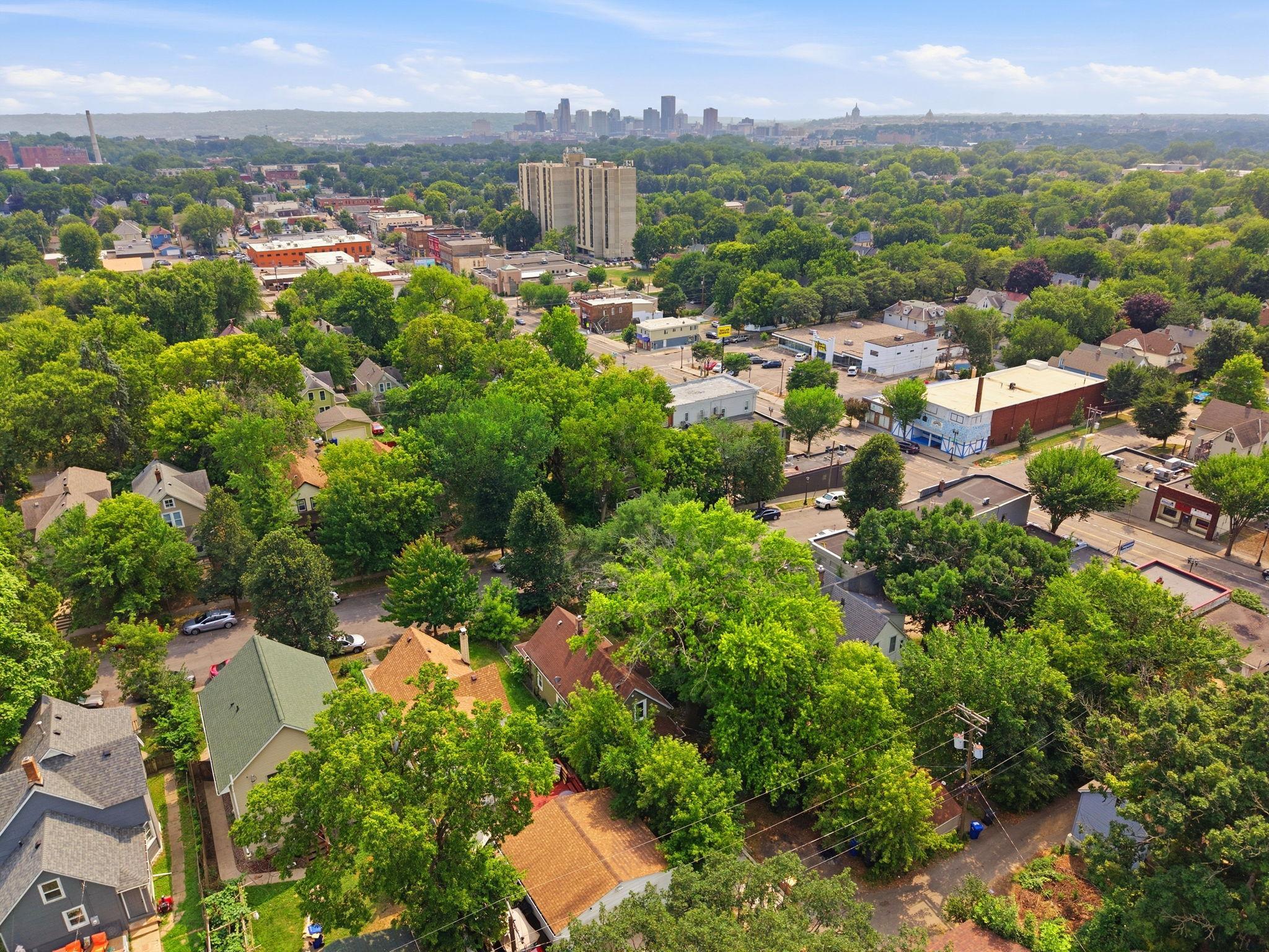 661 Magnolia Ave E, Saint Paul, MN 55106
