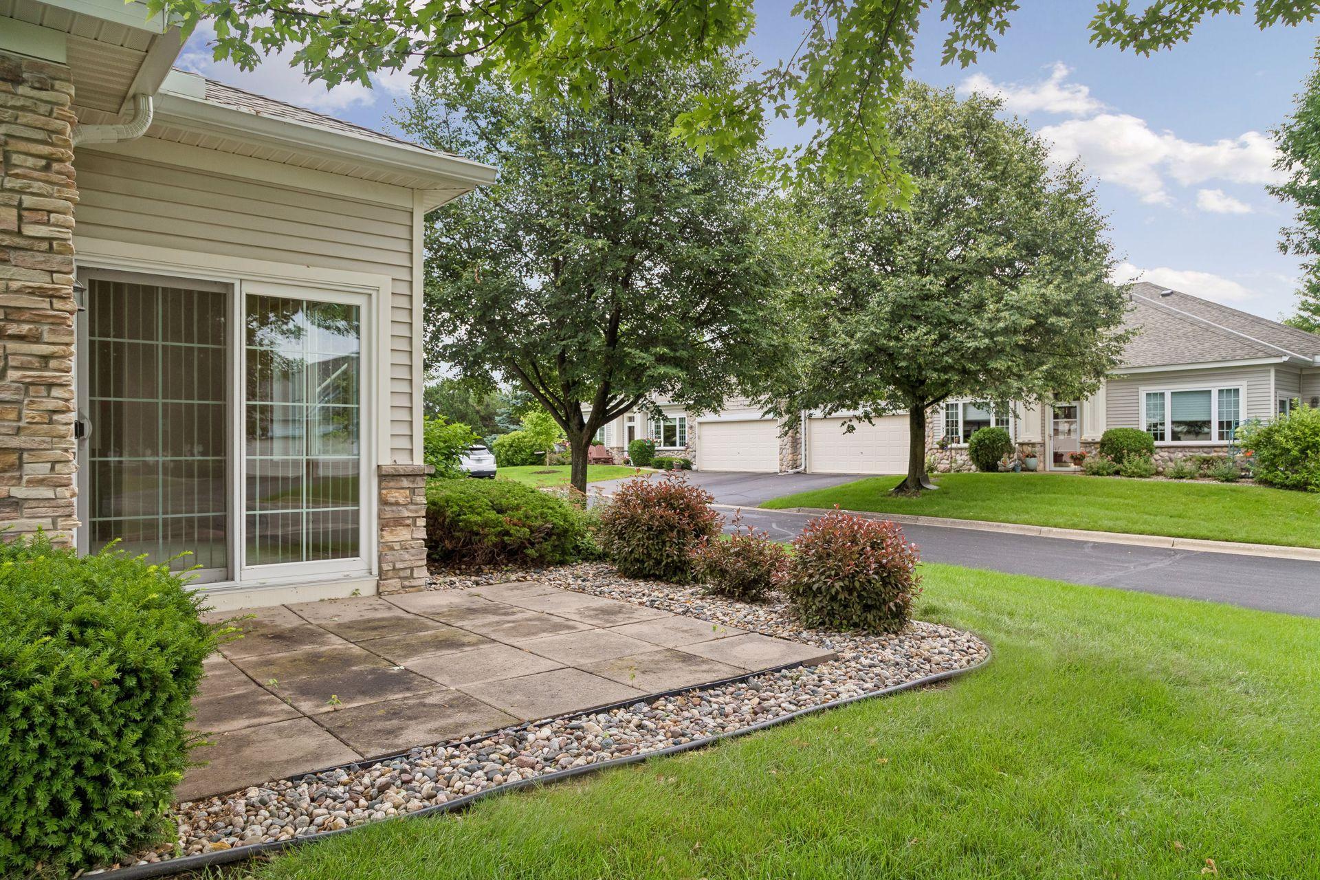 2120 Stahlke Way, Chaska, MN 55318